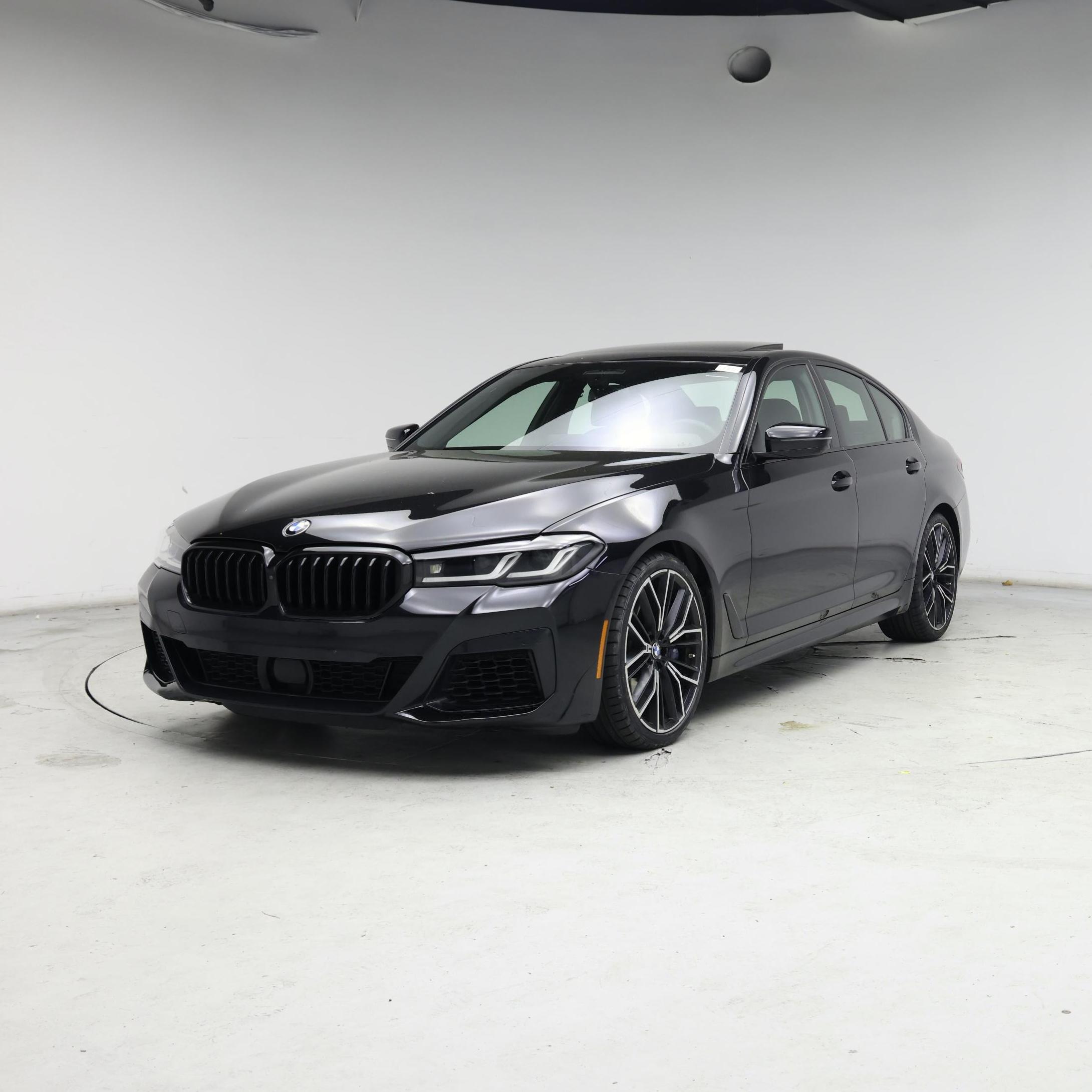 Thumbnail: 2021 BMW 5 Series - 4