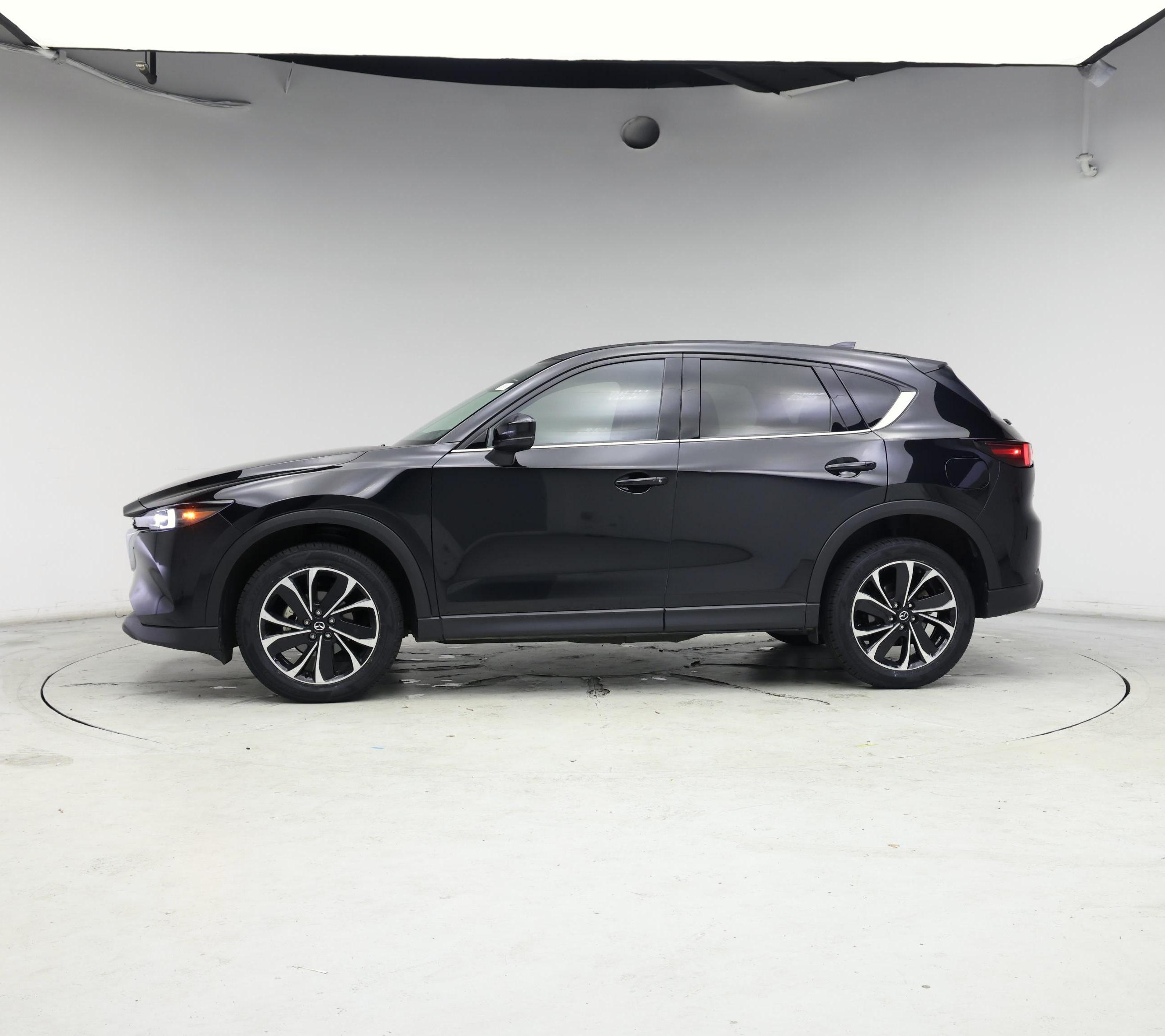 Thumbnail: 2022 Mazda CX-5 - 3