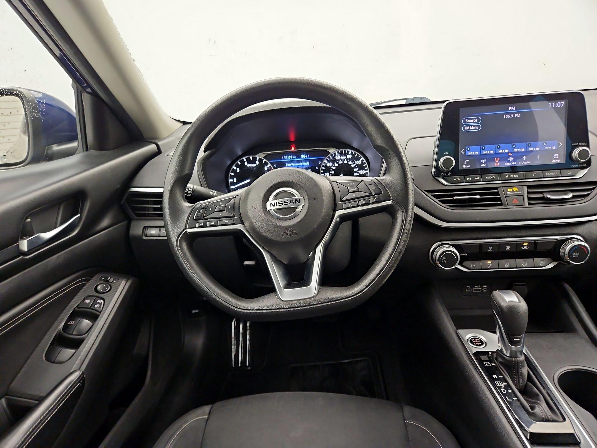 Thumbnail: 2020 Nissan Altima - 10