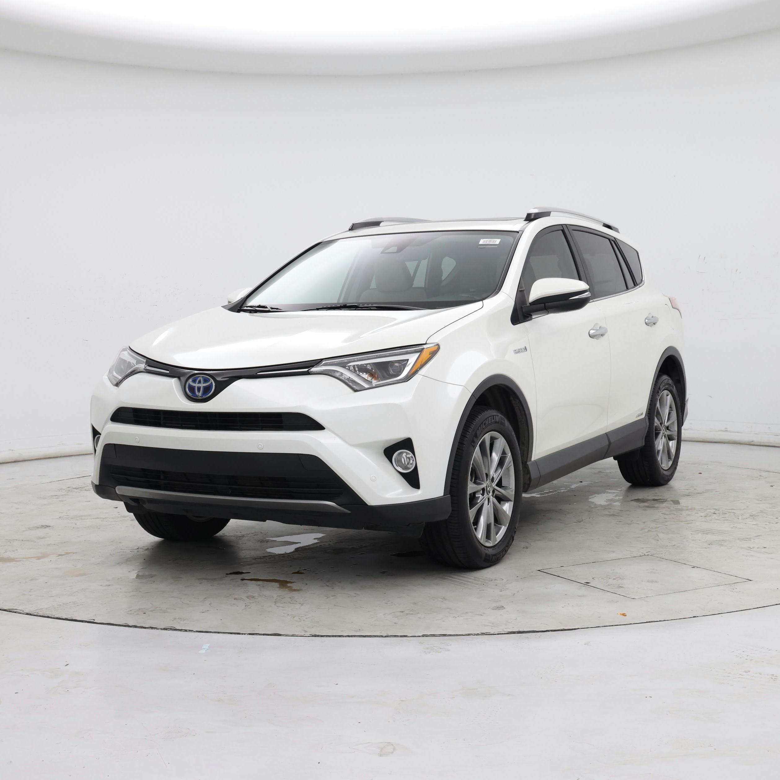 Thumbnail: 2017 Toyota RAV4 - 4