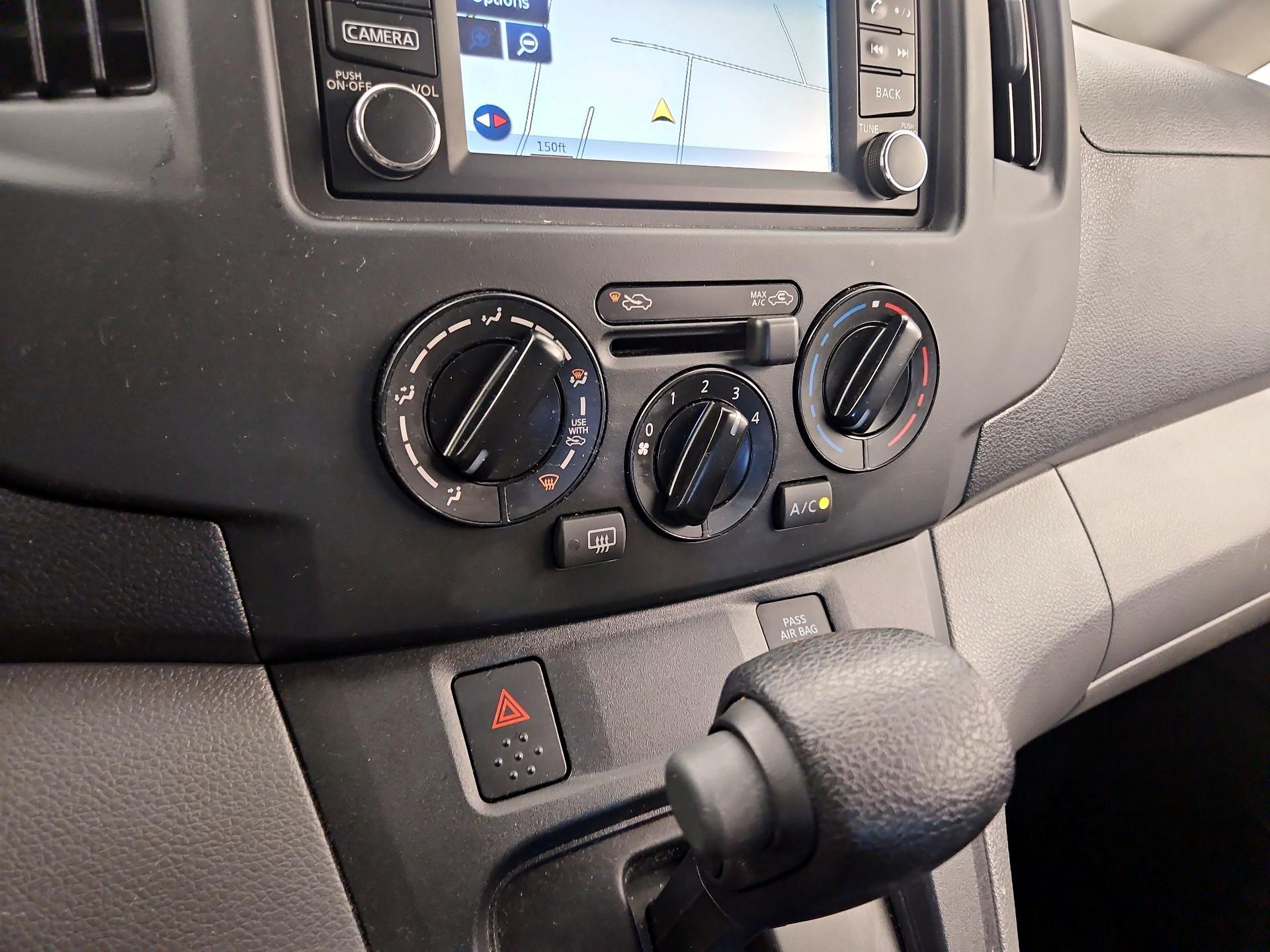 Thumbnail: 2018 Nissan NV200 - 17