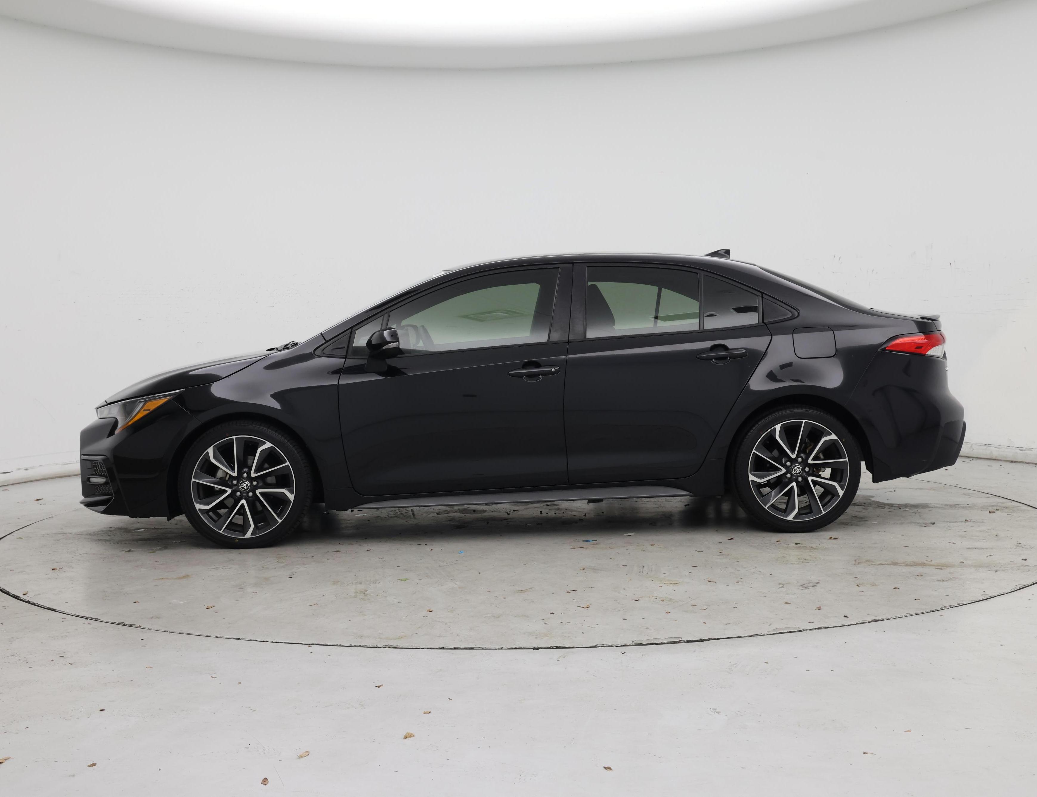 Thumbnail: 2022 Toyota Corolla - 3