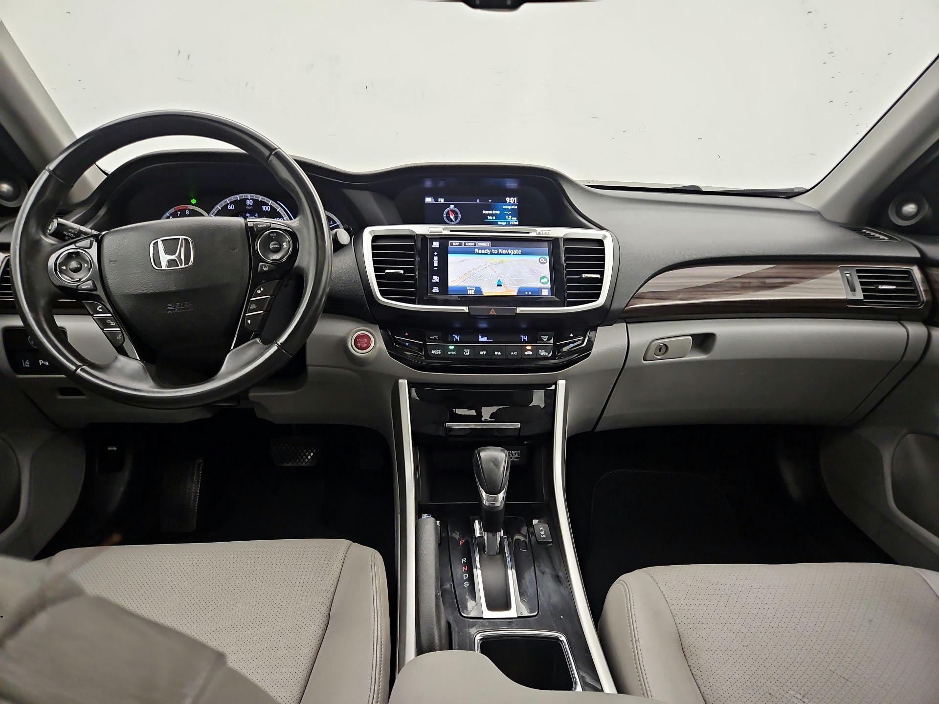 Thumbnail: 2016 Honda Accord - 9