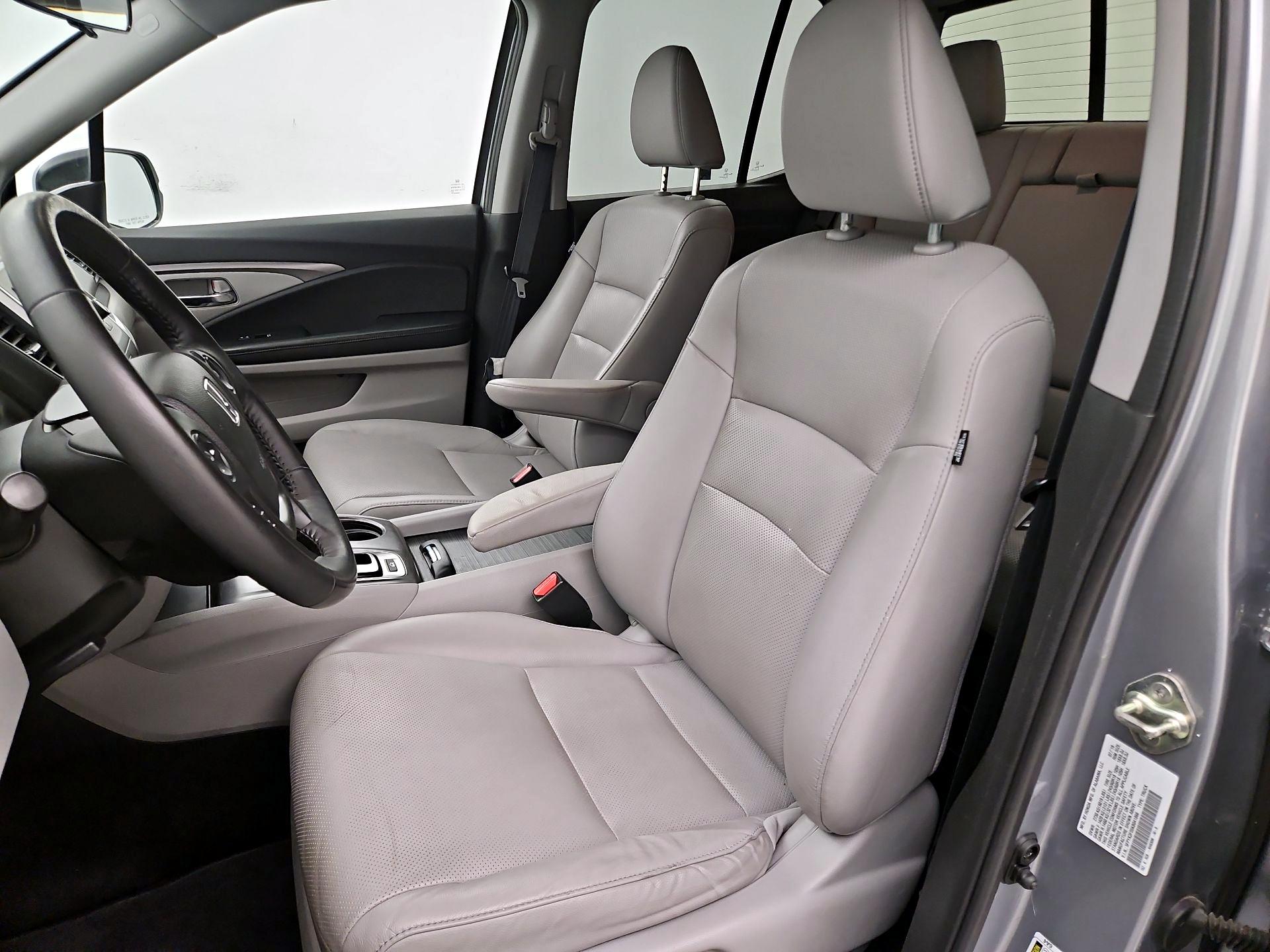 Thumbnail: 2019 Honda Ridgeline - 11