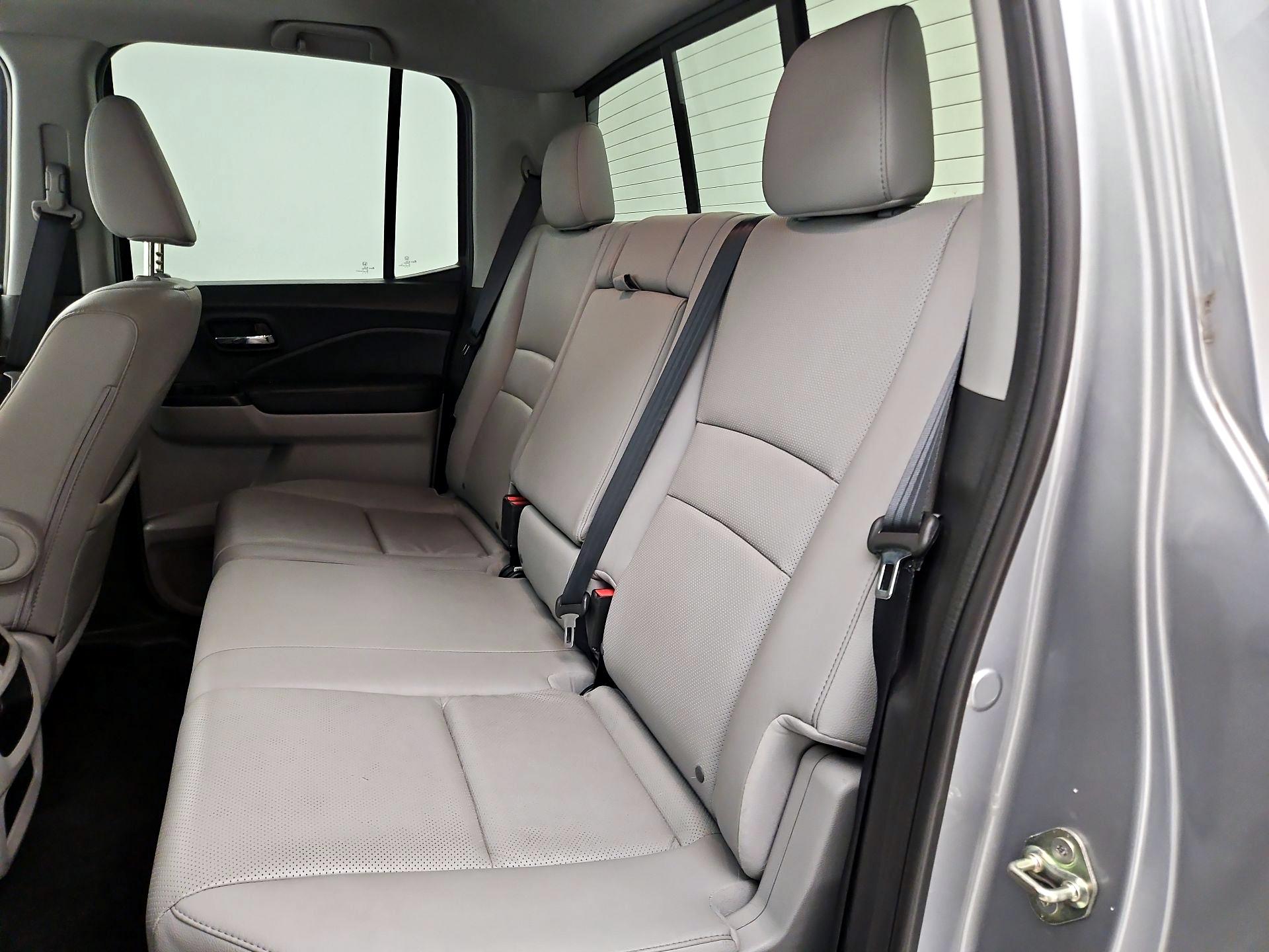 Thumbnail: 2019 Honda Ridgeline - 20