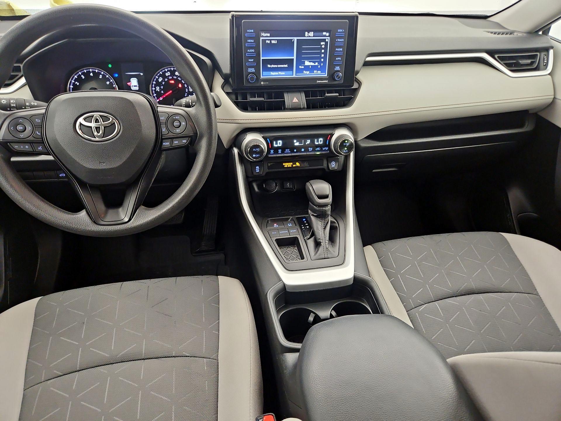 Thumbnail: 2020 Toyota RAV4 - 9