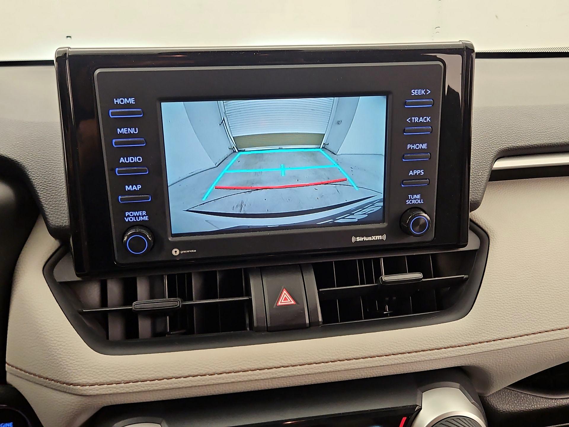 Thumbnail: 2020 Toyota RAV4 - 14