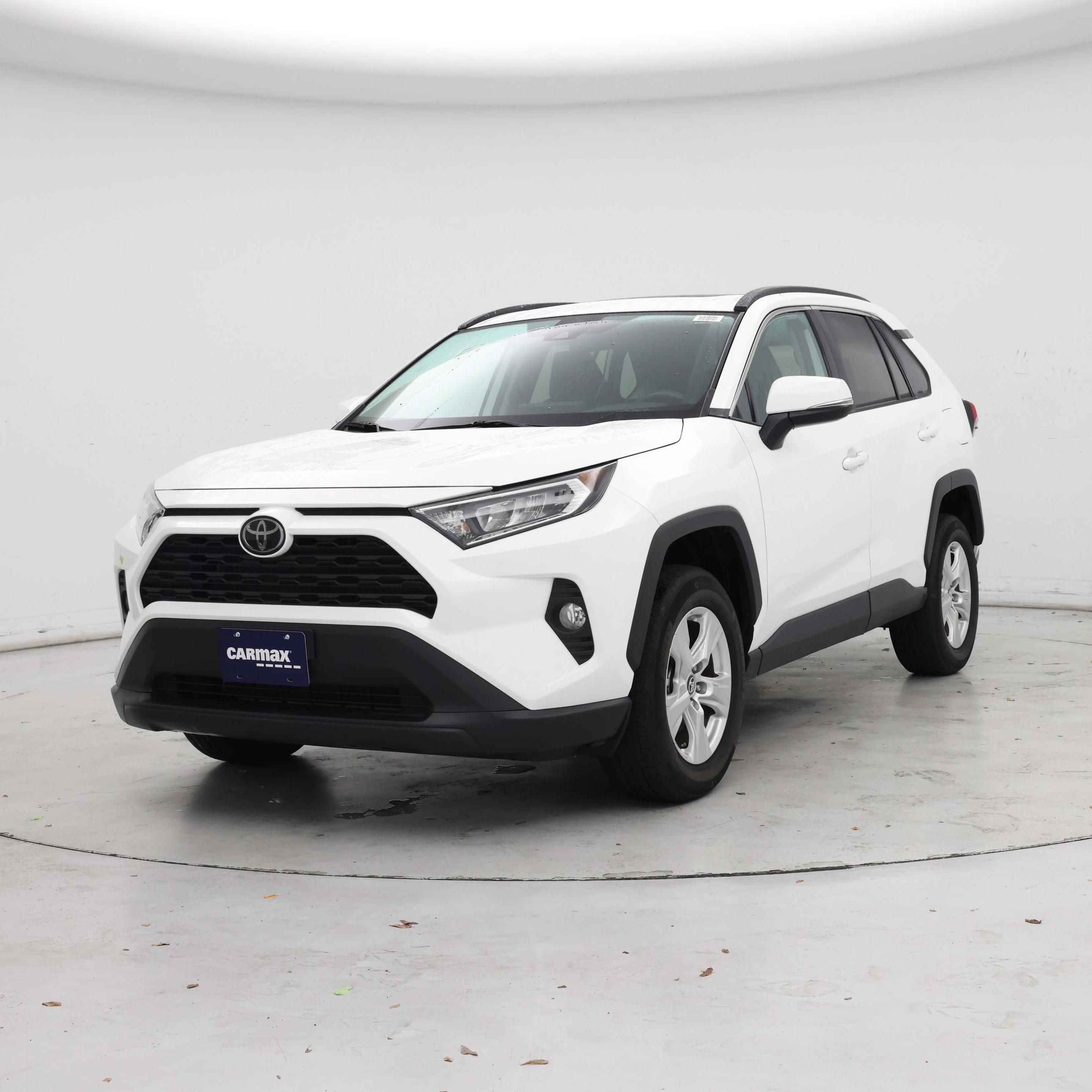 Thumbnail: 2020 Toyota RAV4 - 4