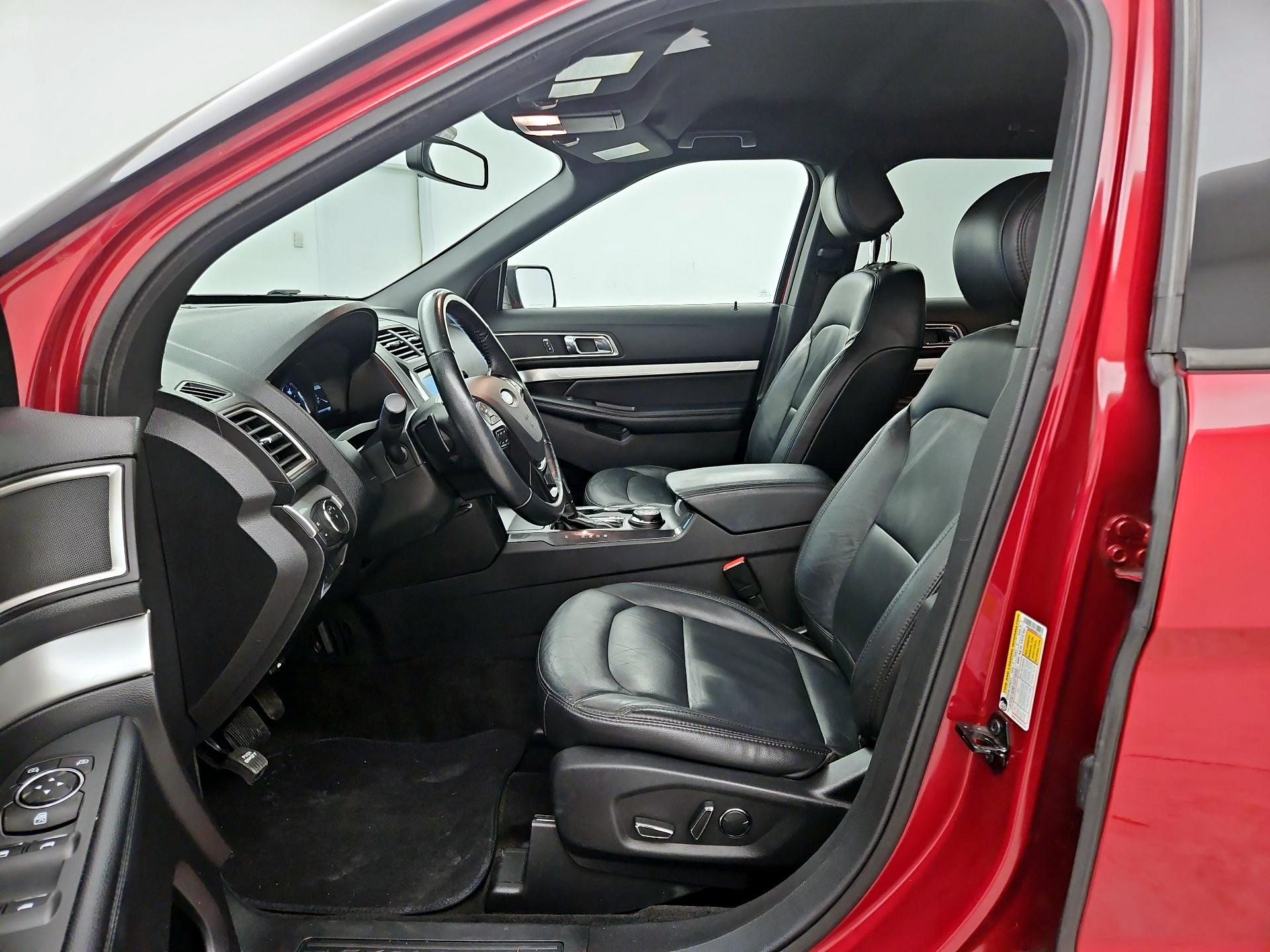 Thumbnail: 2017 Ford Explorer - 11