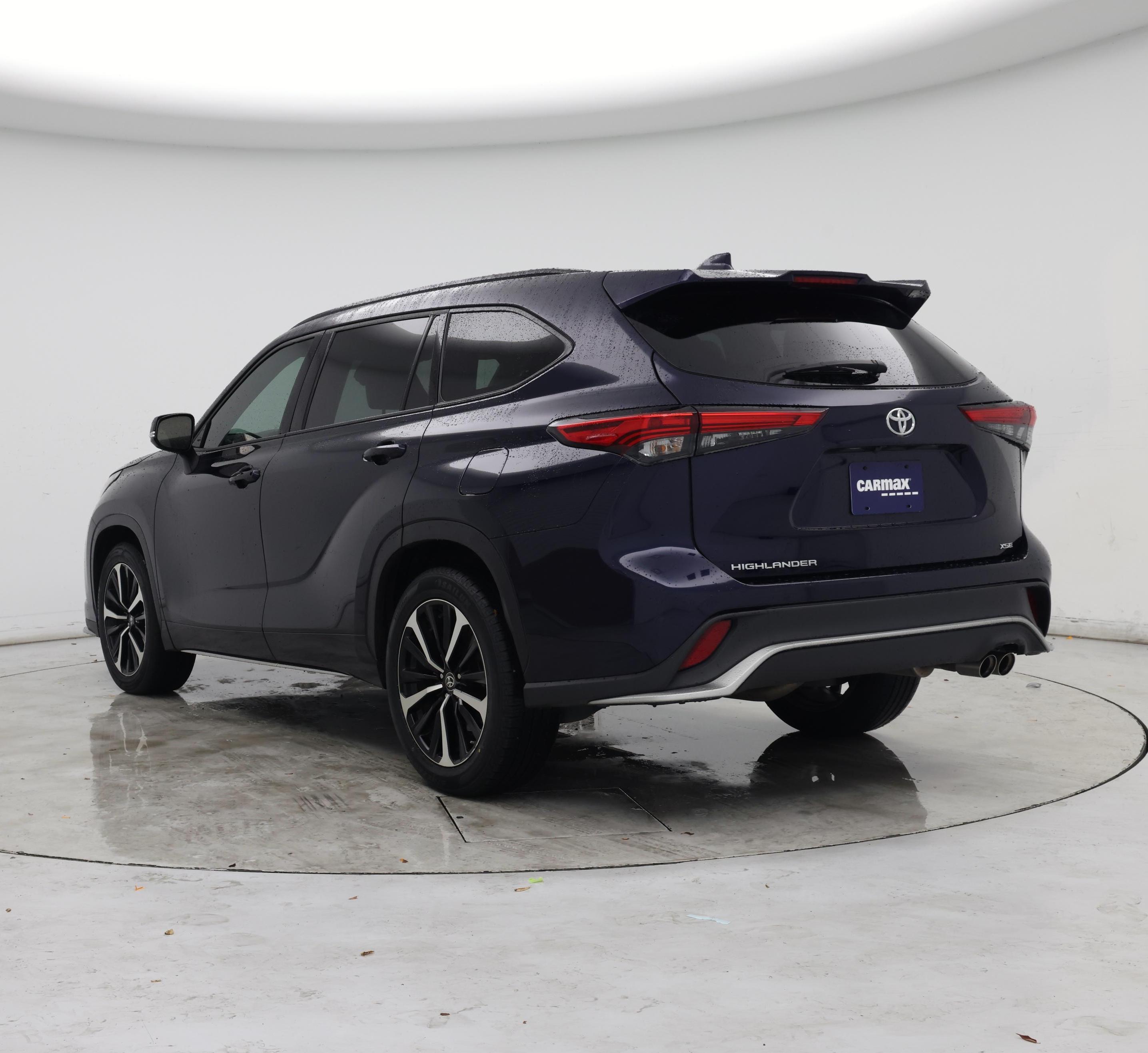 Thumbnail: 2021 Toyota Highlander - 2