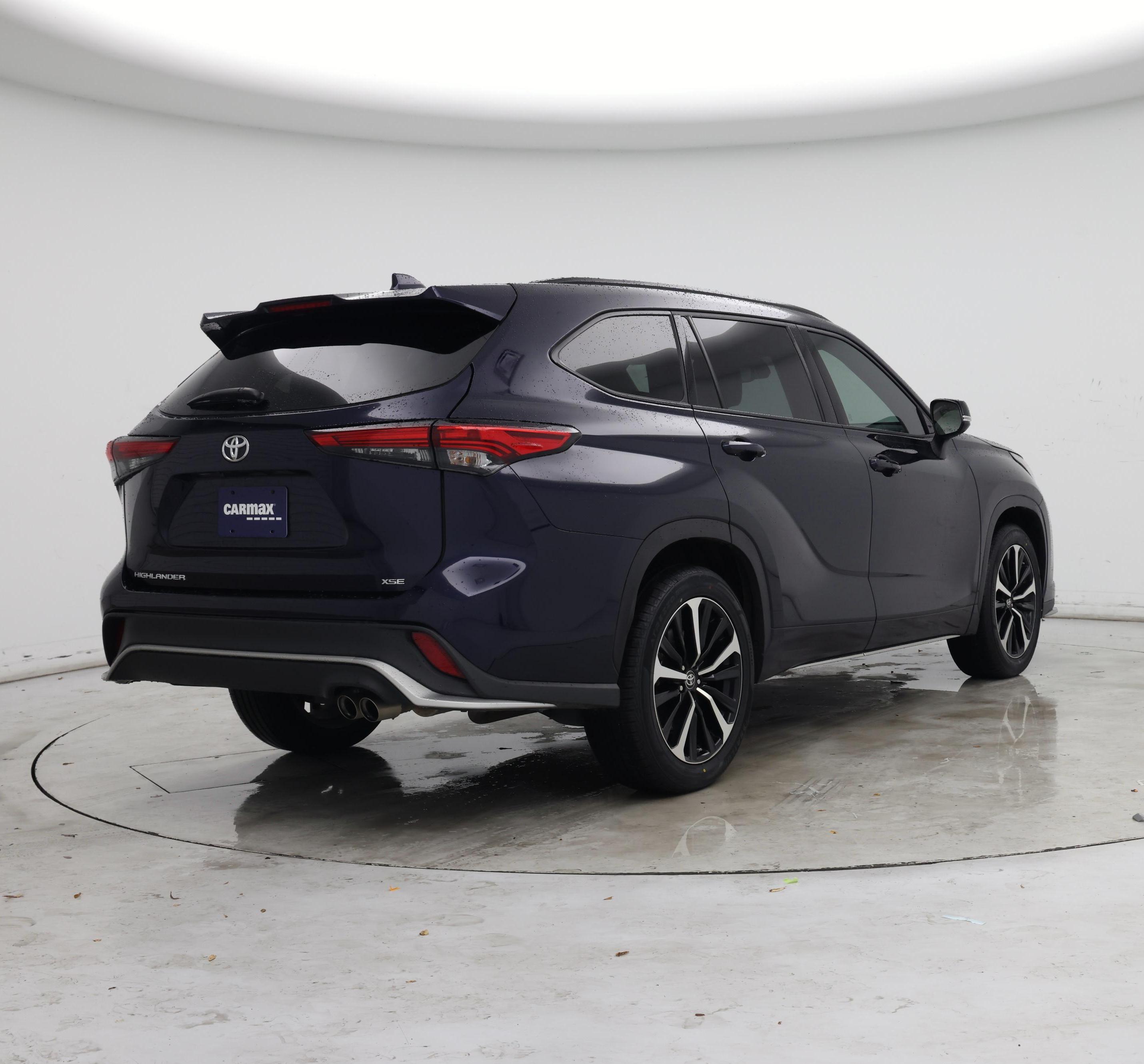 Thumbnail: 2021 Toyota Highlander - 8