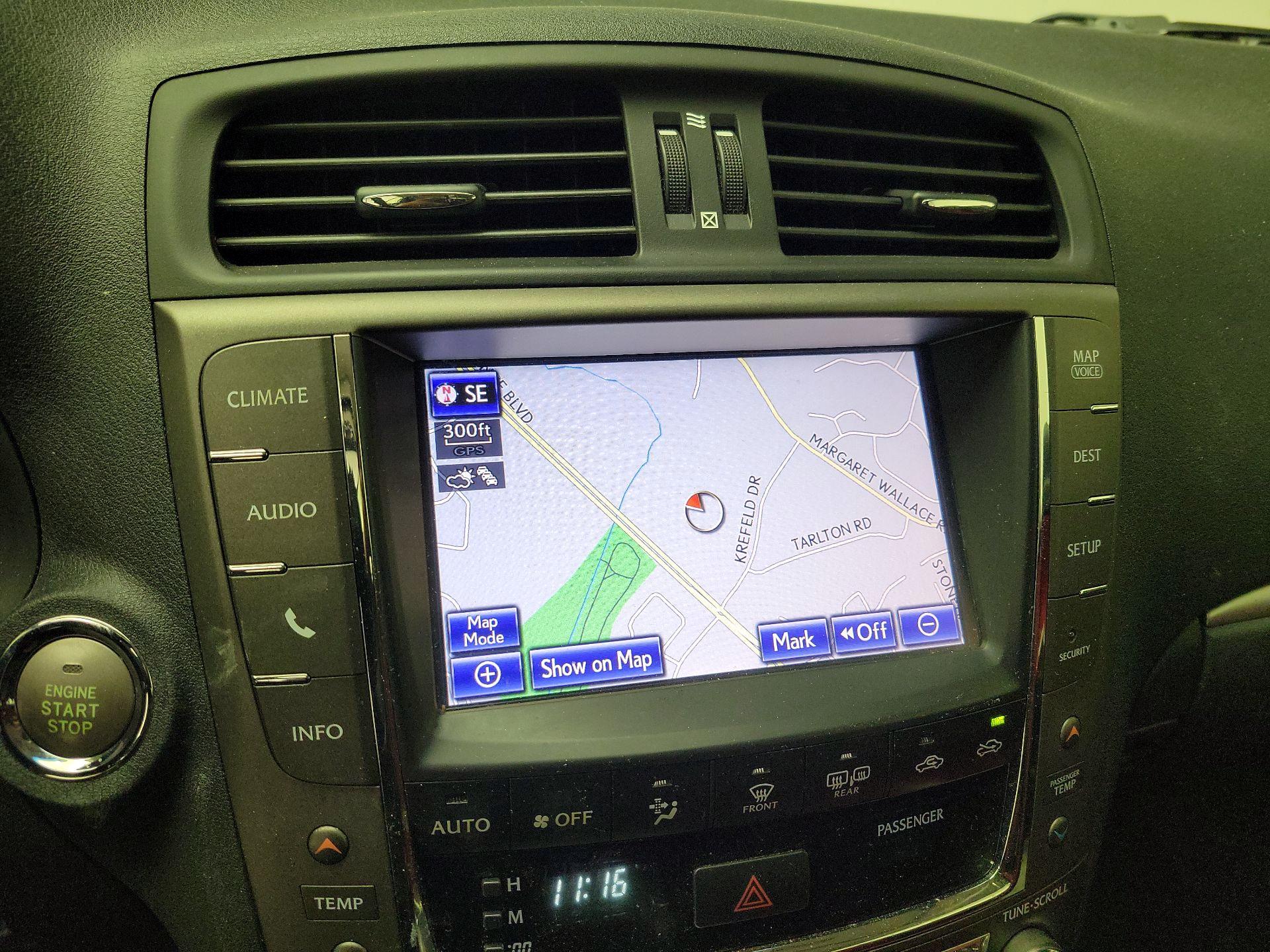 Thumbnail: 2014 Lexus IS - 14