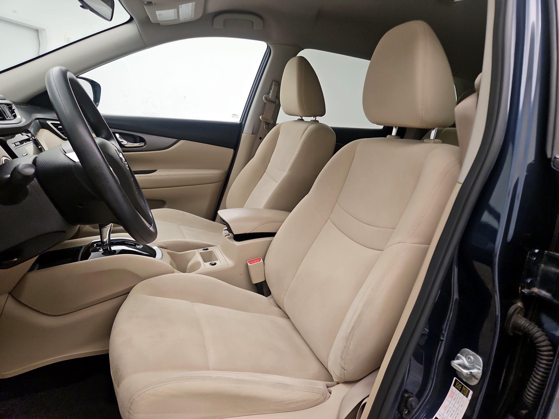 Thumbnail: 2016 Nissan Rogue - 11