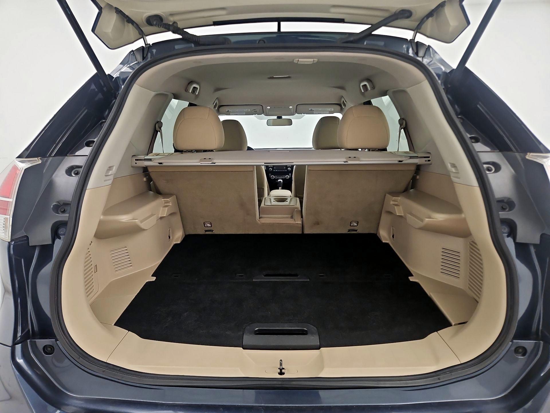 Thumbnail: 2016 Nissan Rogue - 20