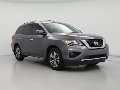Gray 2017 Nissan Pathfinder SV