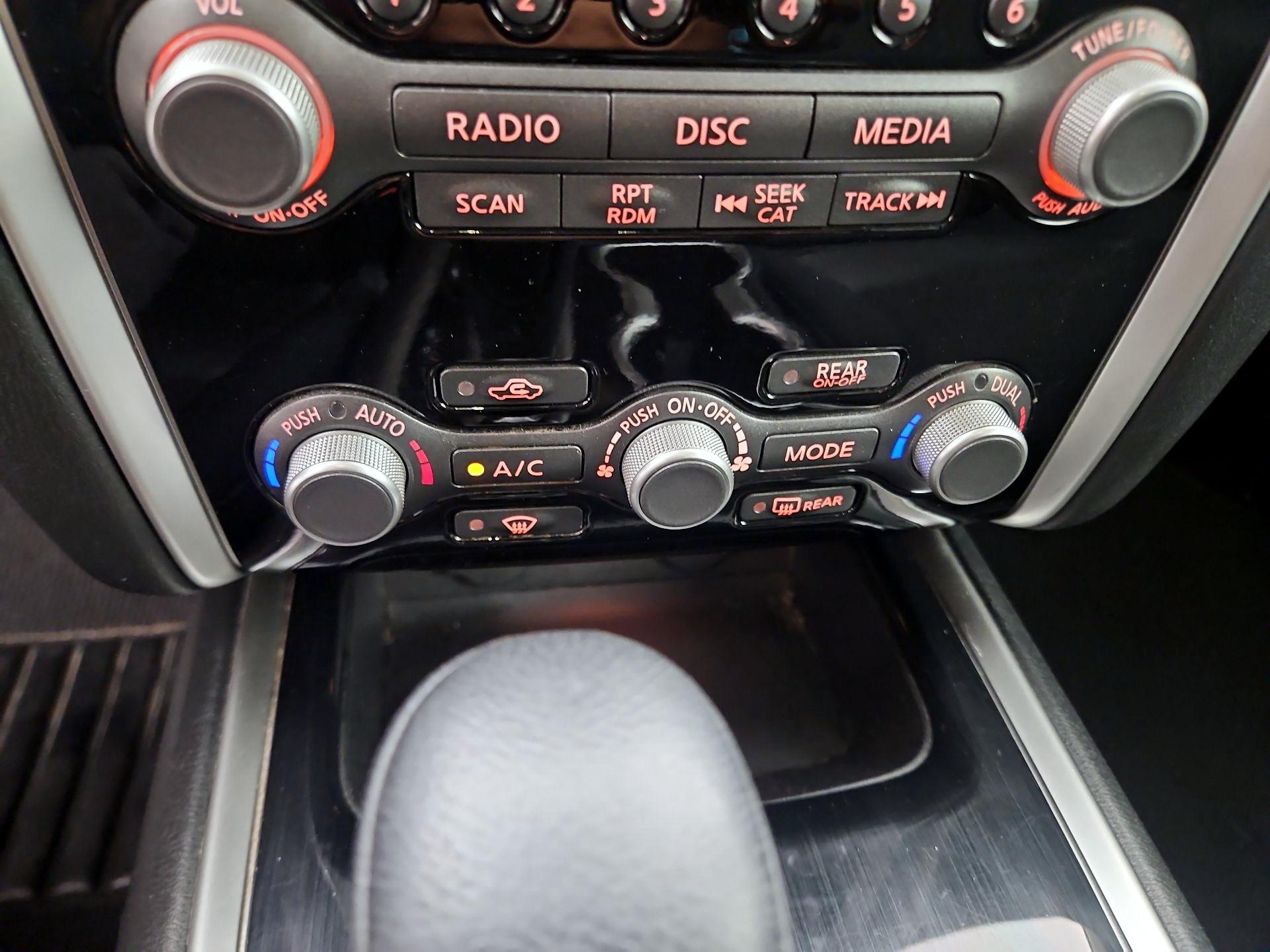 Thumbnail: 2017 Nissan Pathfinder - 16