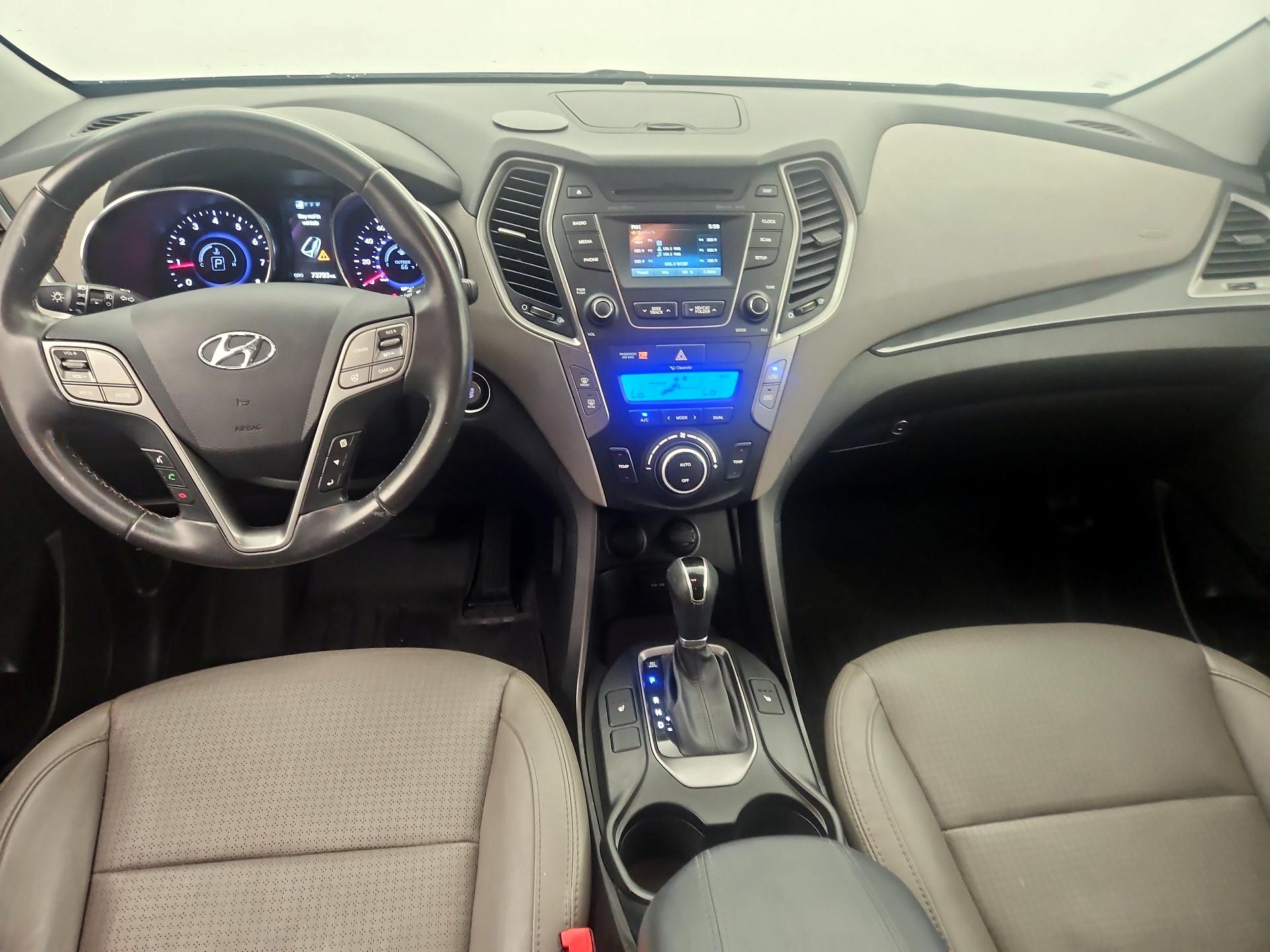 Thumbnail: 2016 Hyundai Santa Fe - 9