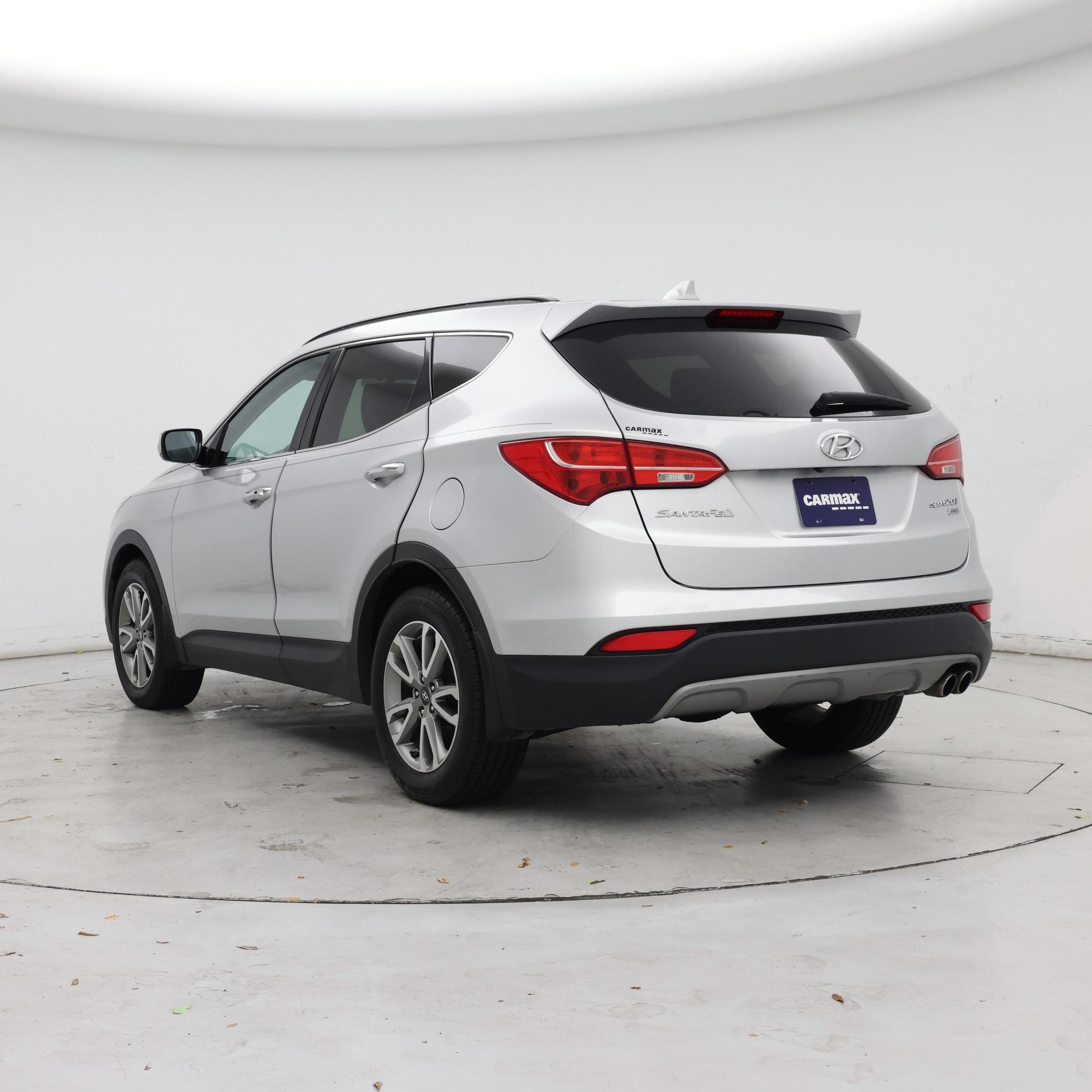 Thumbnail: 2016 Hyundai Santa Fe - 2