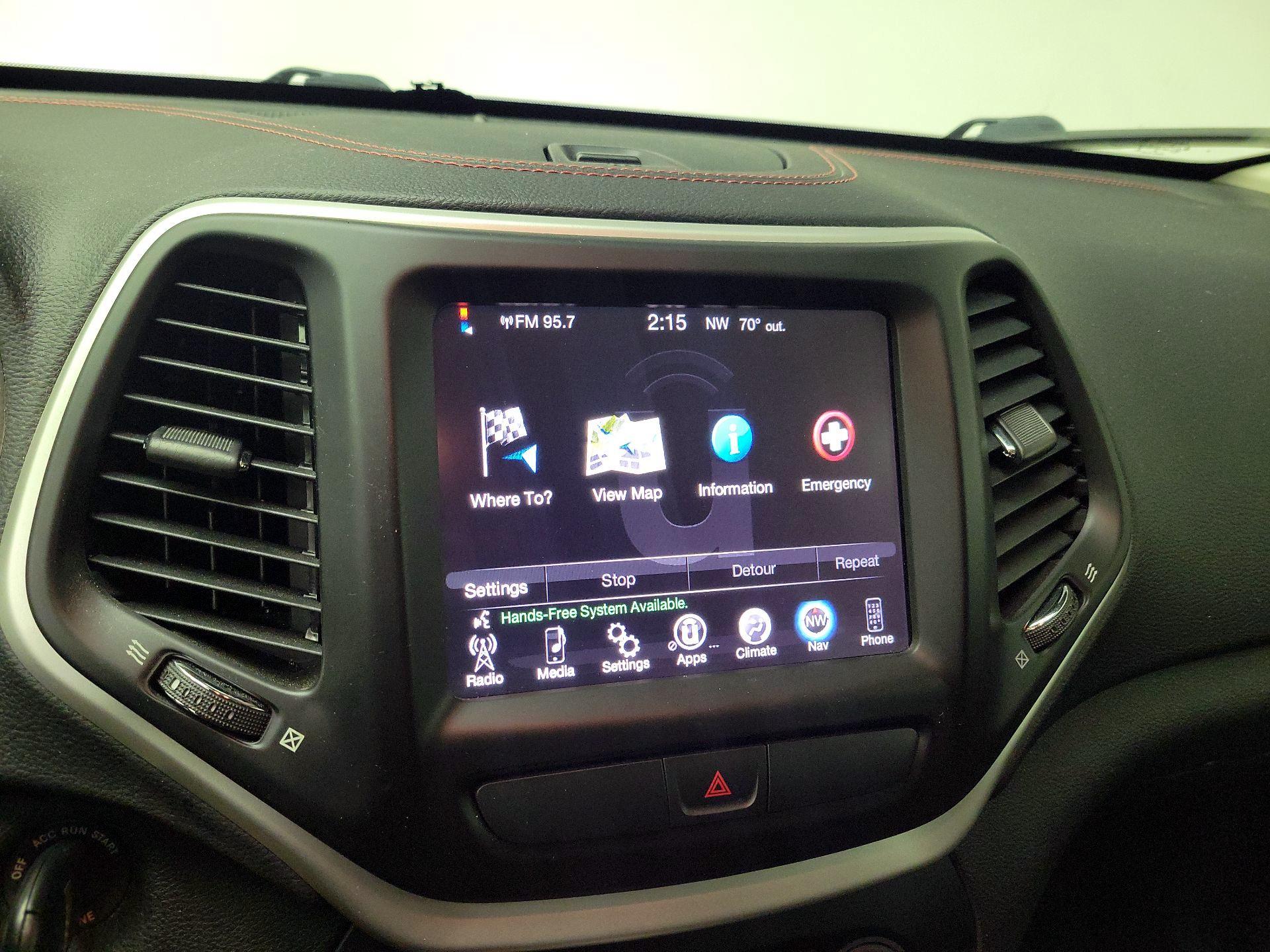 Thumbnail: 2015 Jeep Cherokee - 14