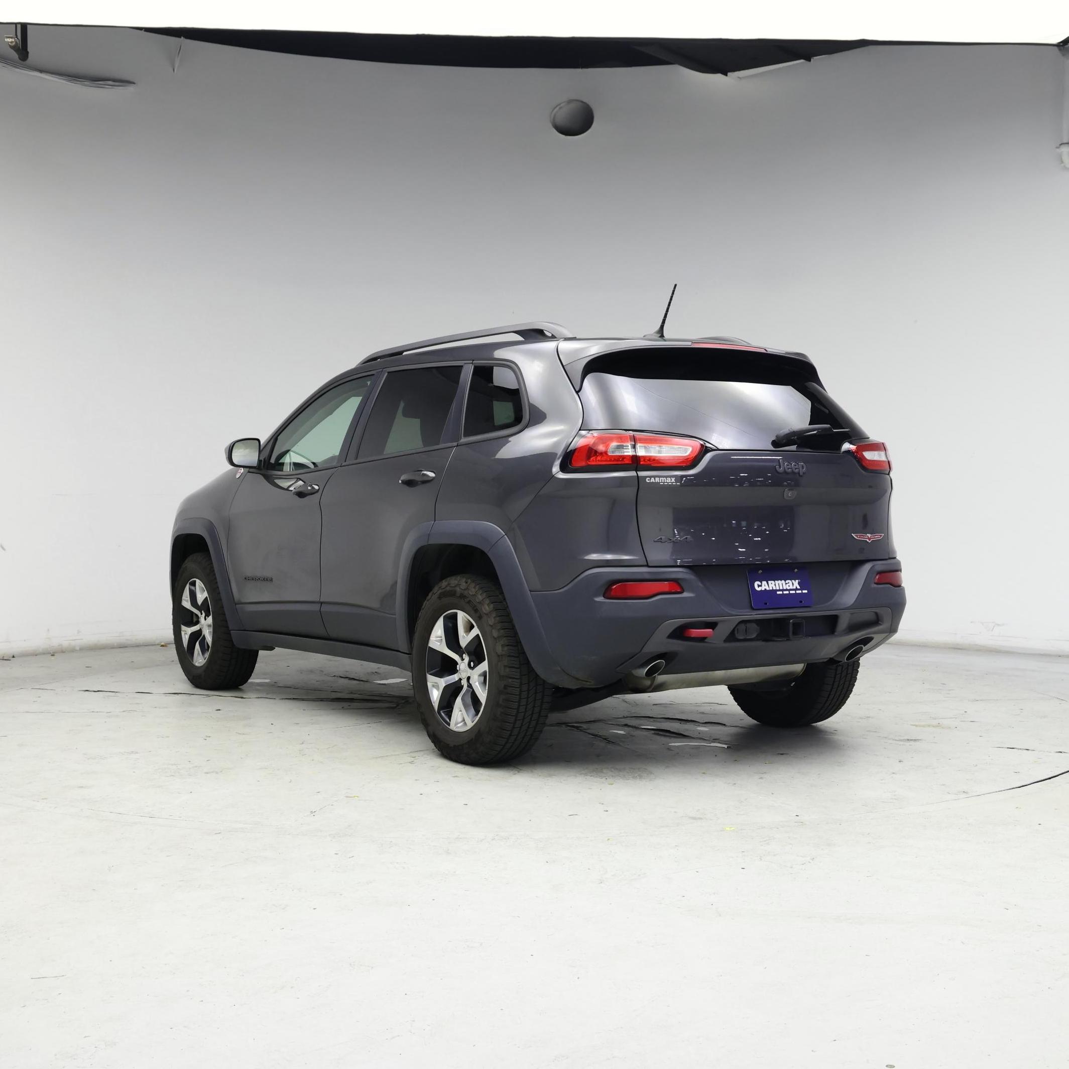 Thumbnail: 2015 Jeep Cherokee - 2