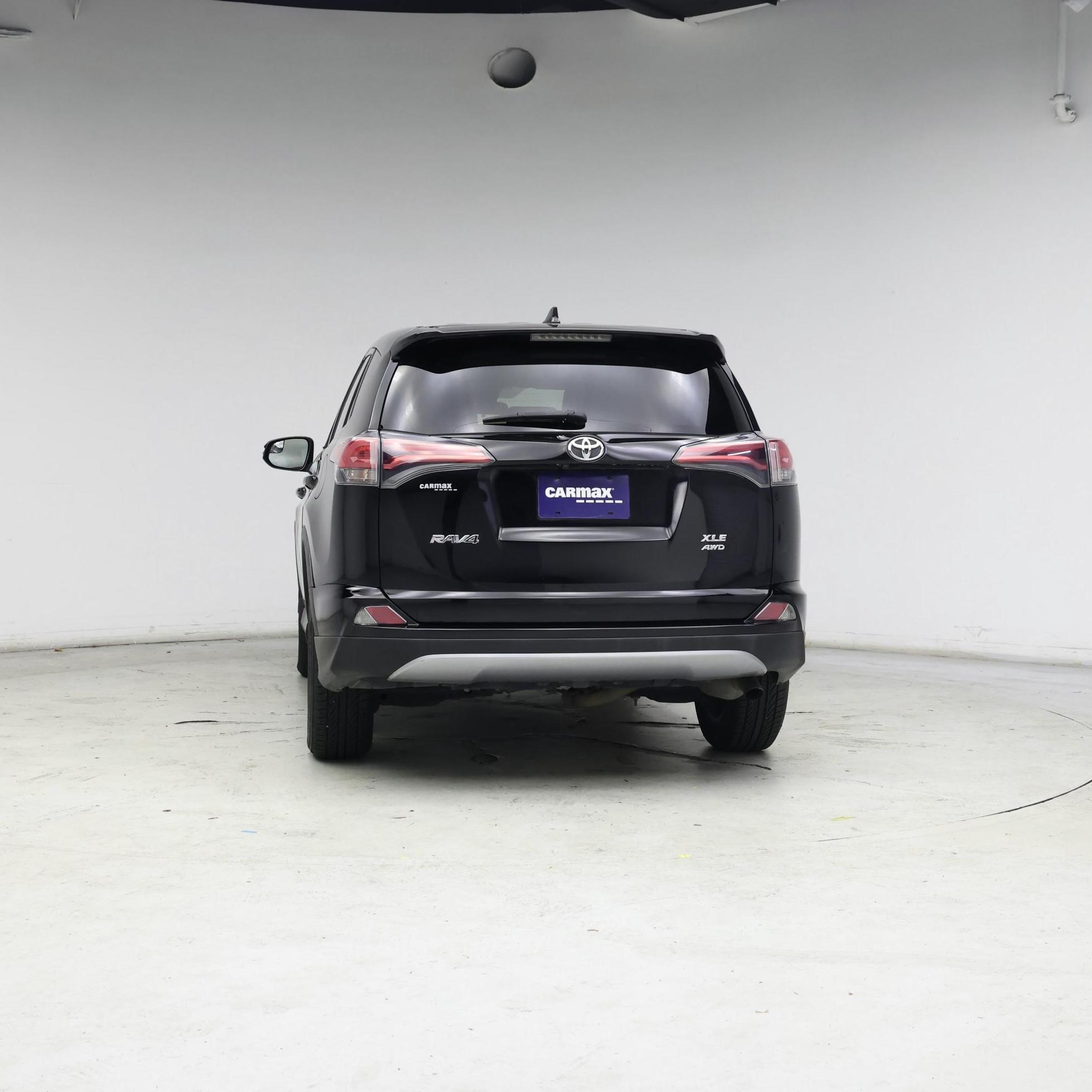 Thumbnail: 2018 Toyota RAV4 - 6