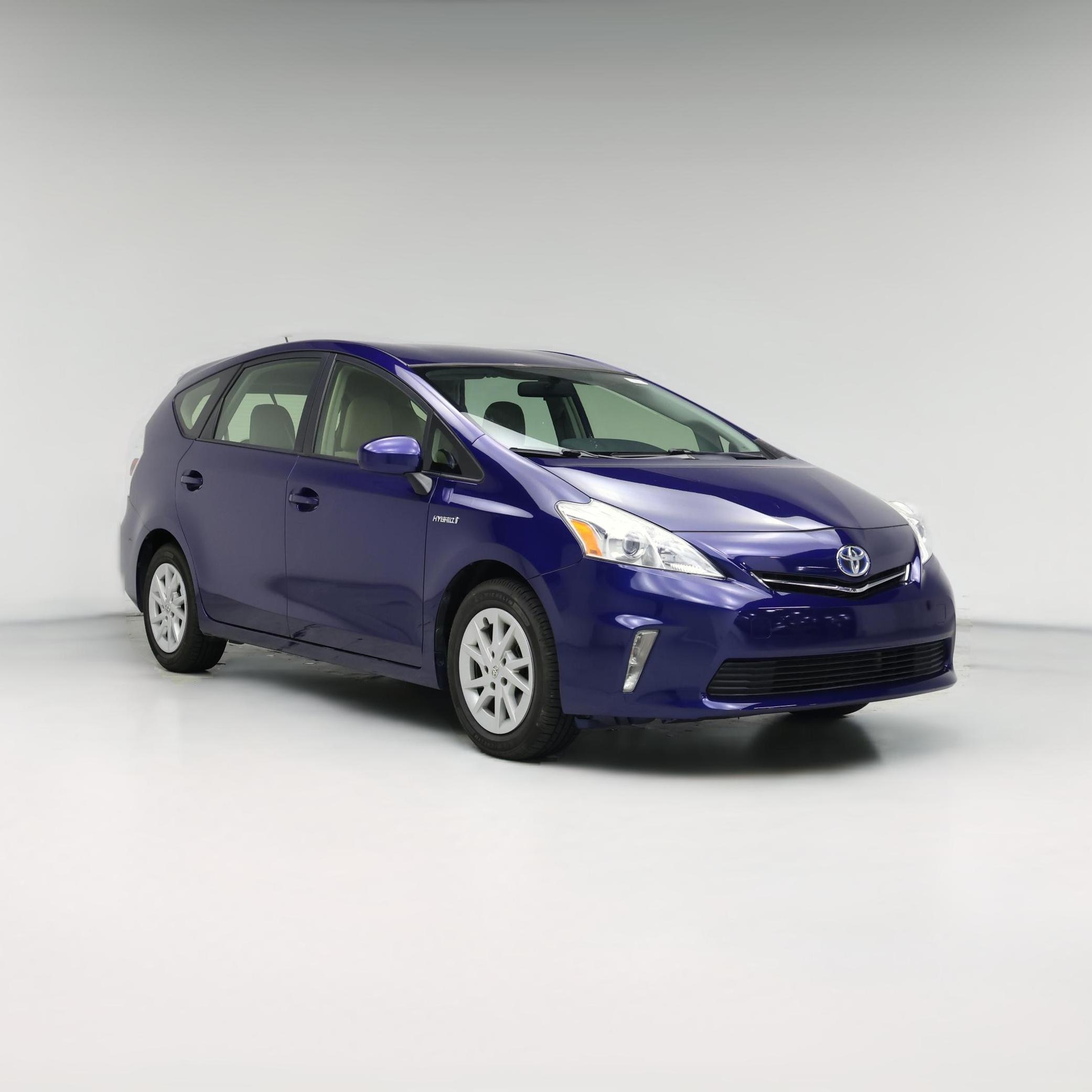 Thumbnail: 2014 Toyota Prius v - 1