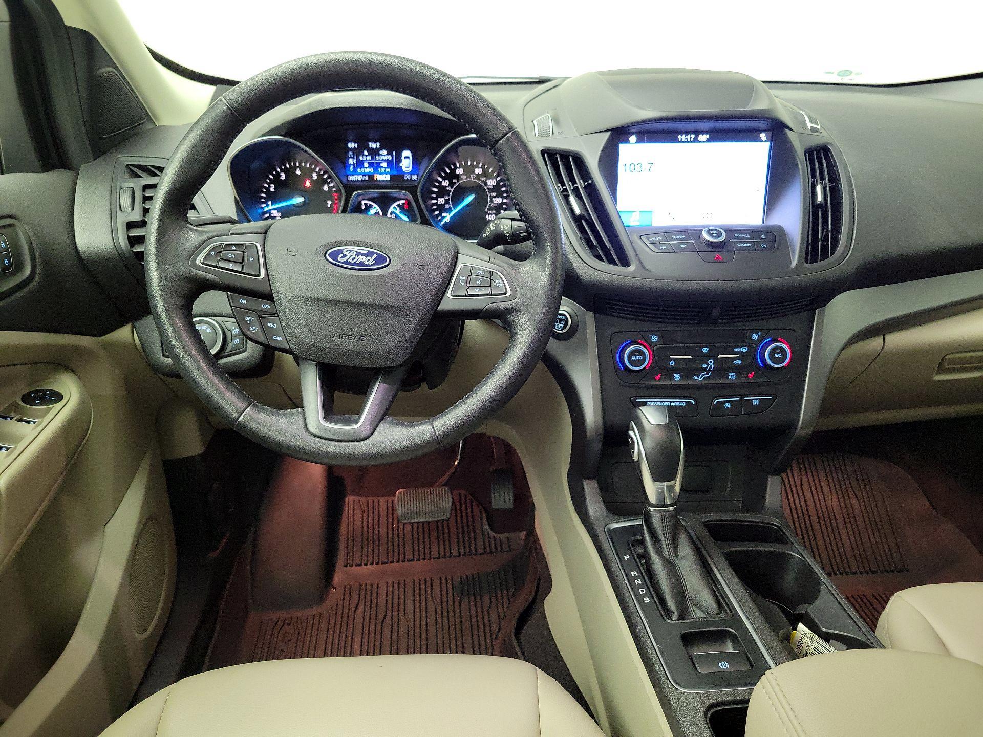 Thumbnail: 2019 Ford Escape - 10