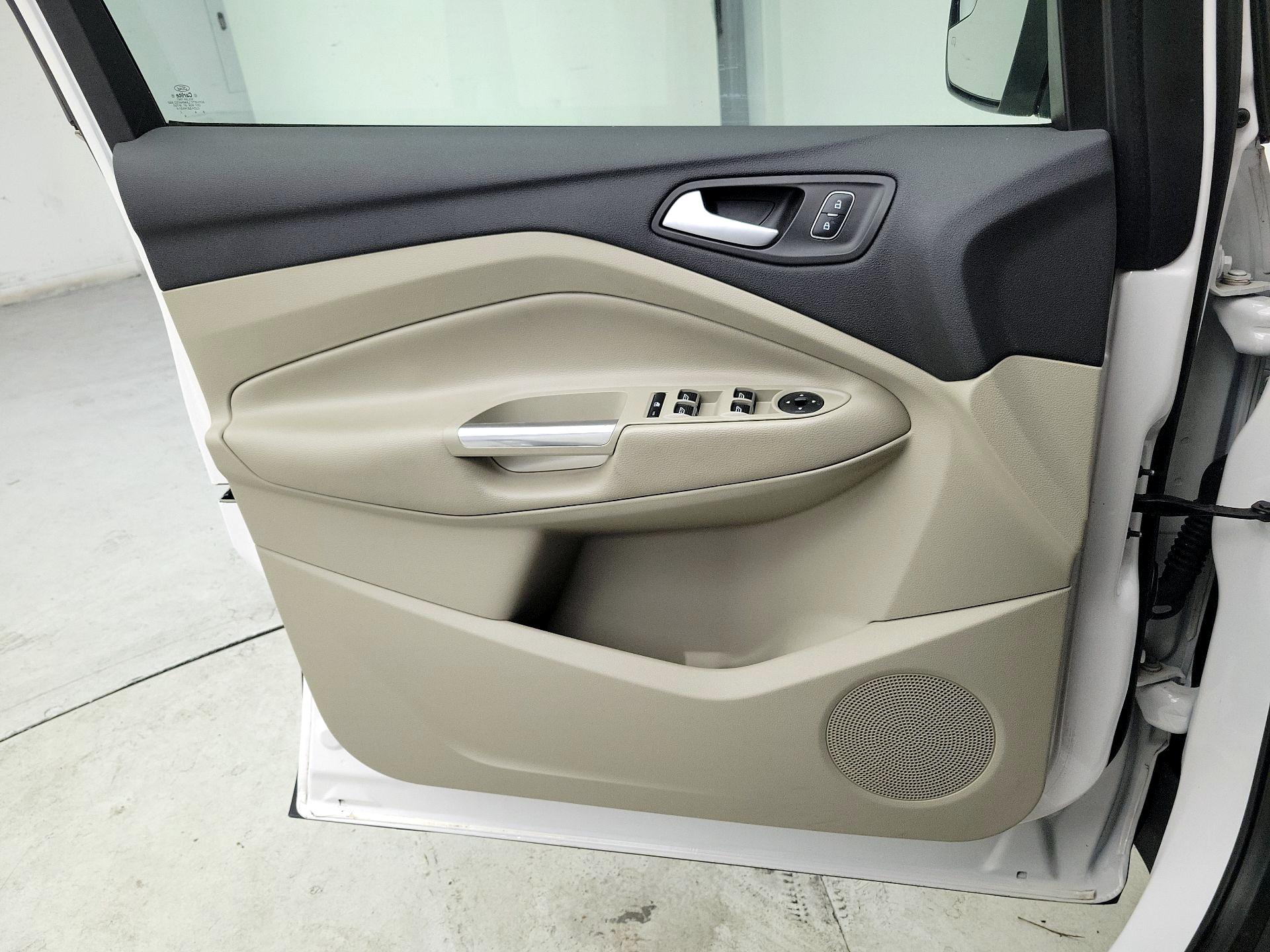 Thumbnail: 2019 Ford Escape - 12