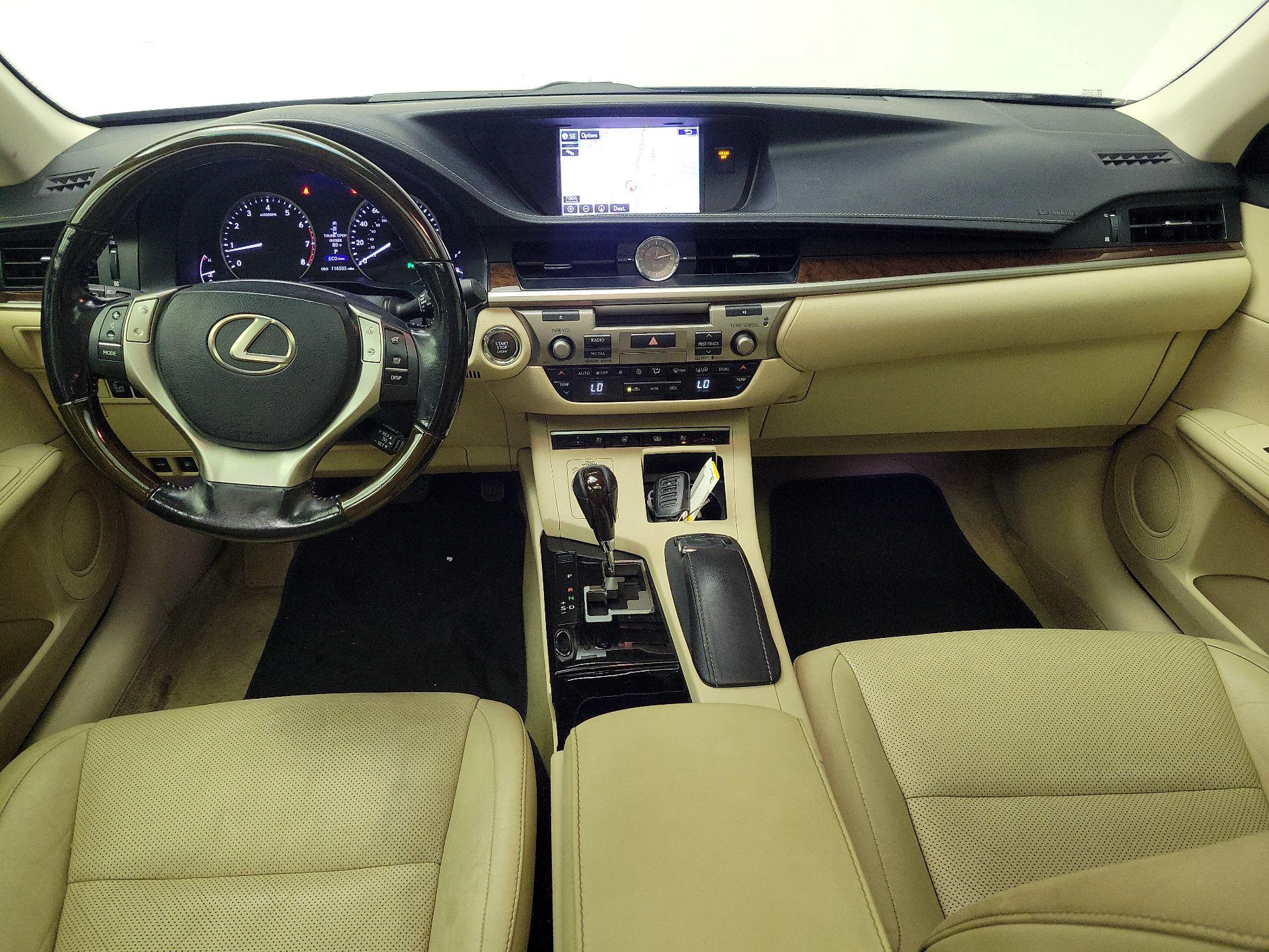 Thumbnail: 2015 Lexus ES - 9