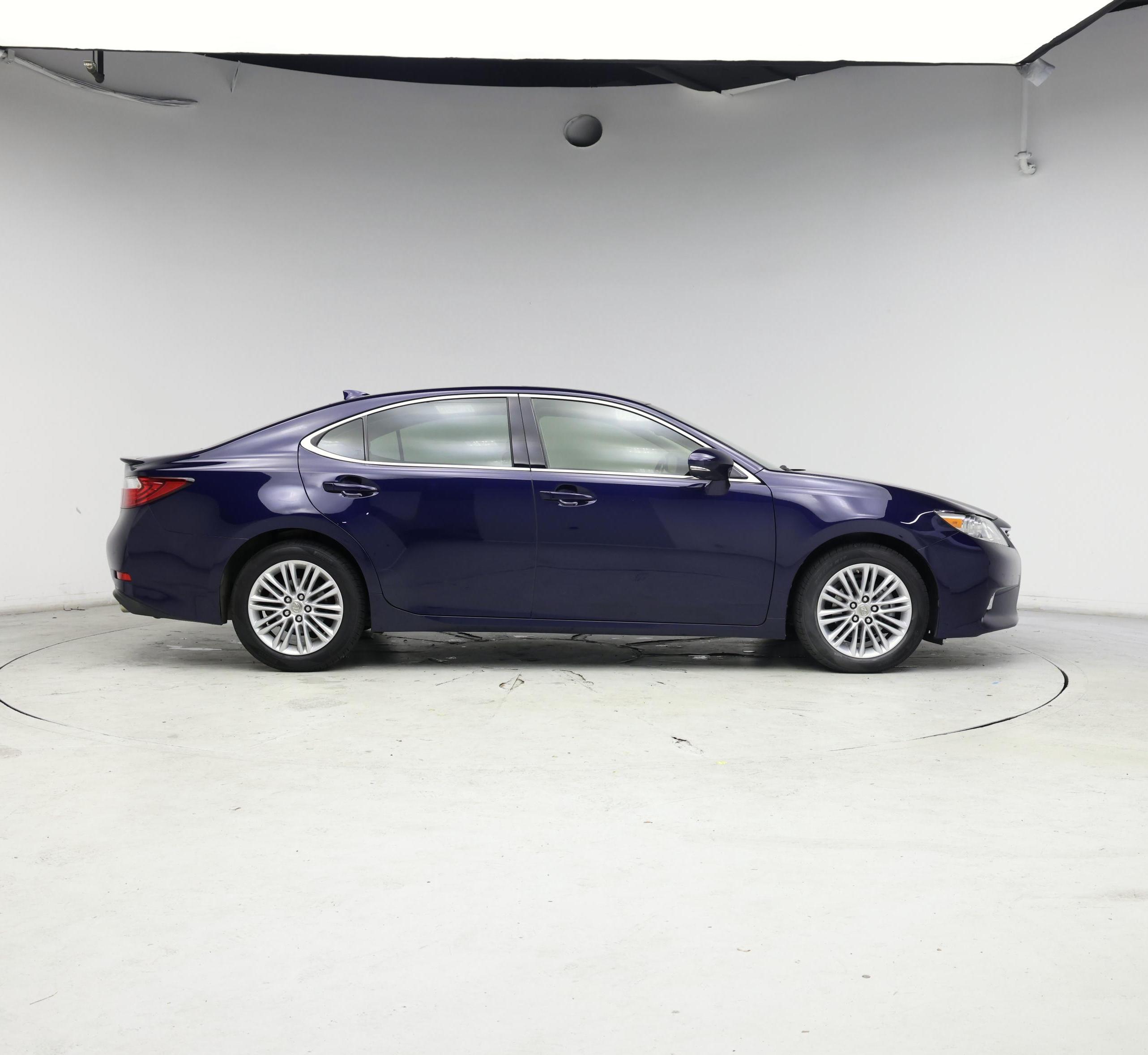 Thumbnail: 2015 Lexus ES - 7