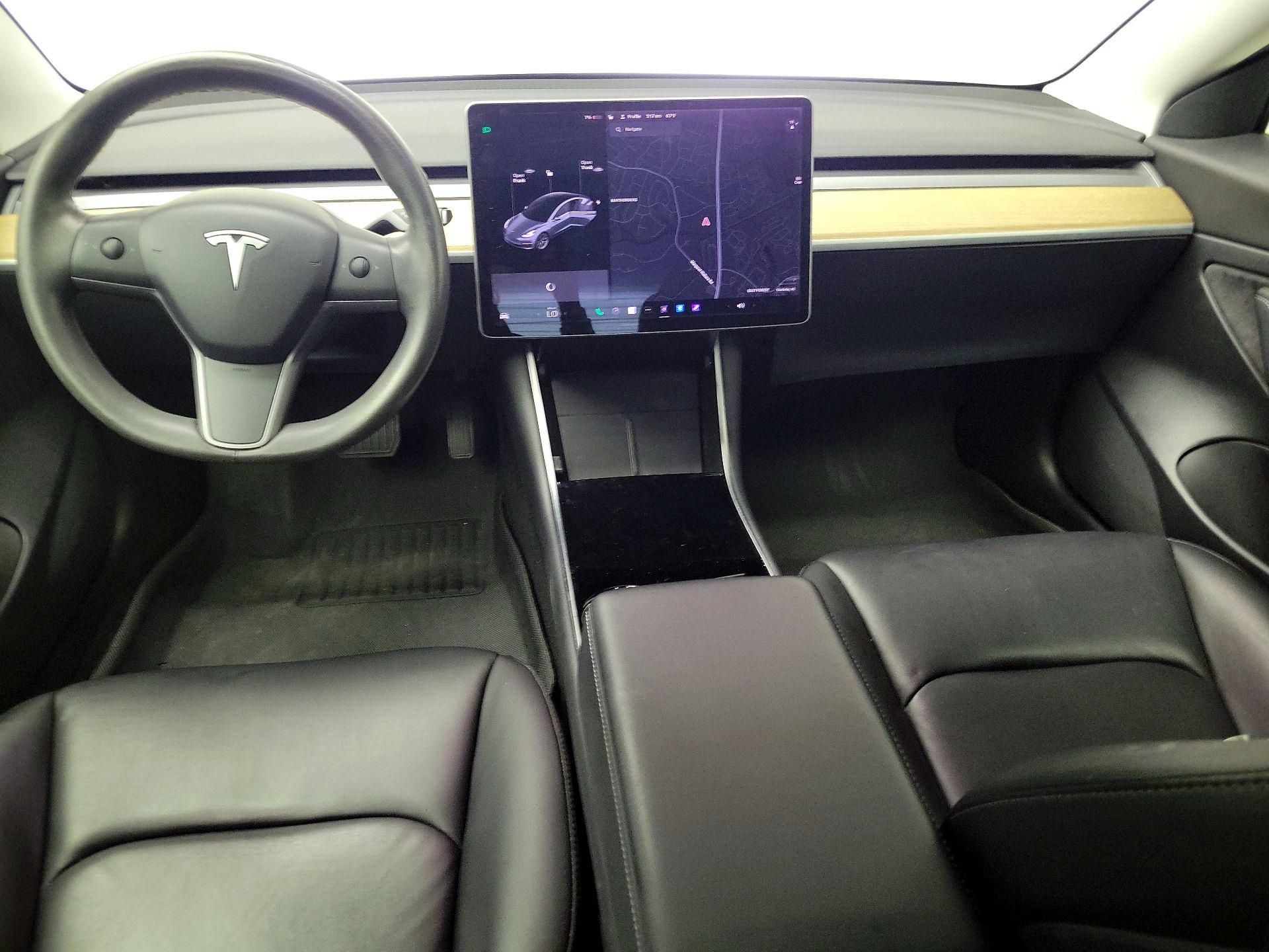 Thumbnail: 2020 Tesla Model 3 - 9