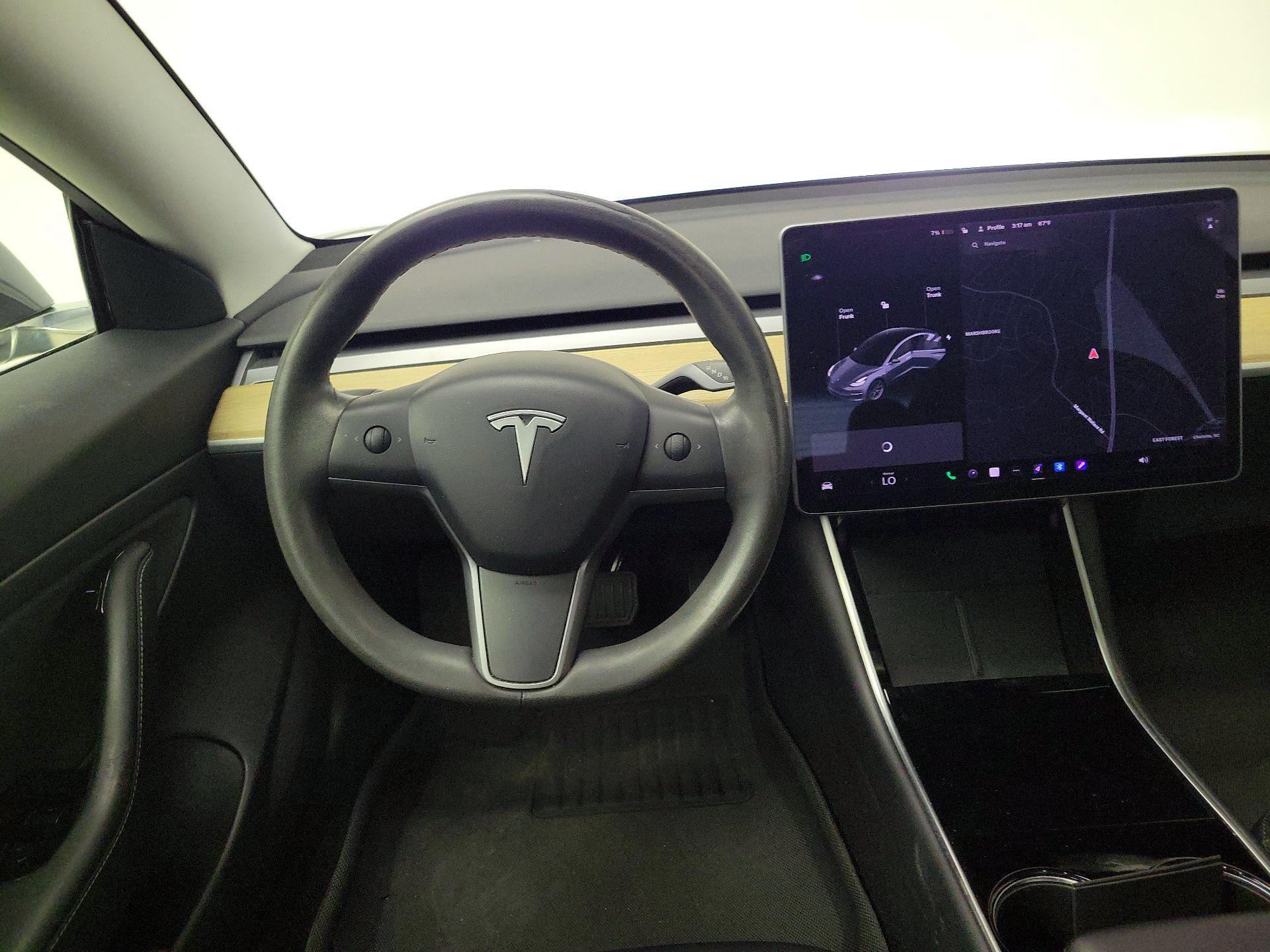 Thumbnail: 2020 Tesla Model 3 - 10