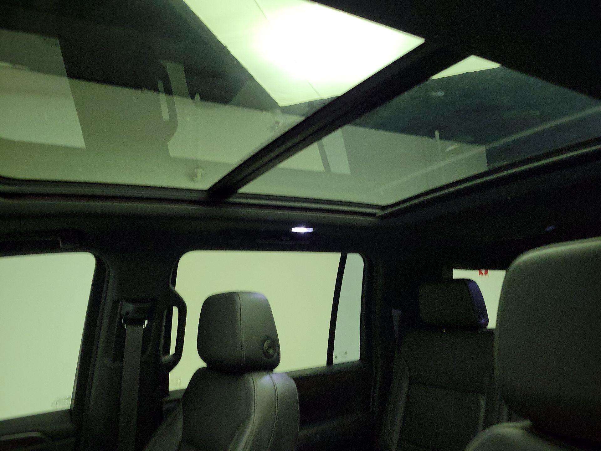 Thumbnail: 2021 Chevrolet Suburban - 19