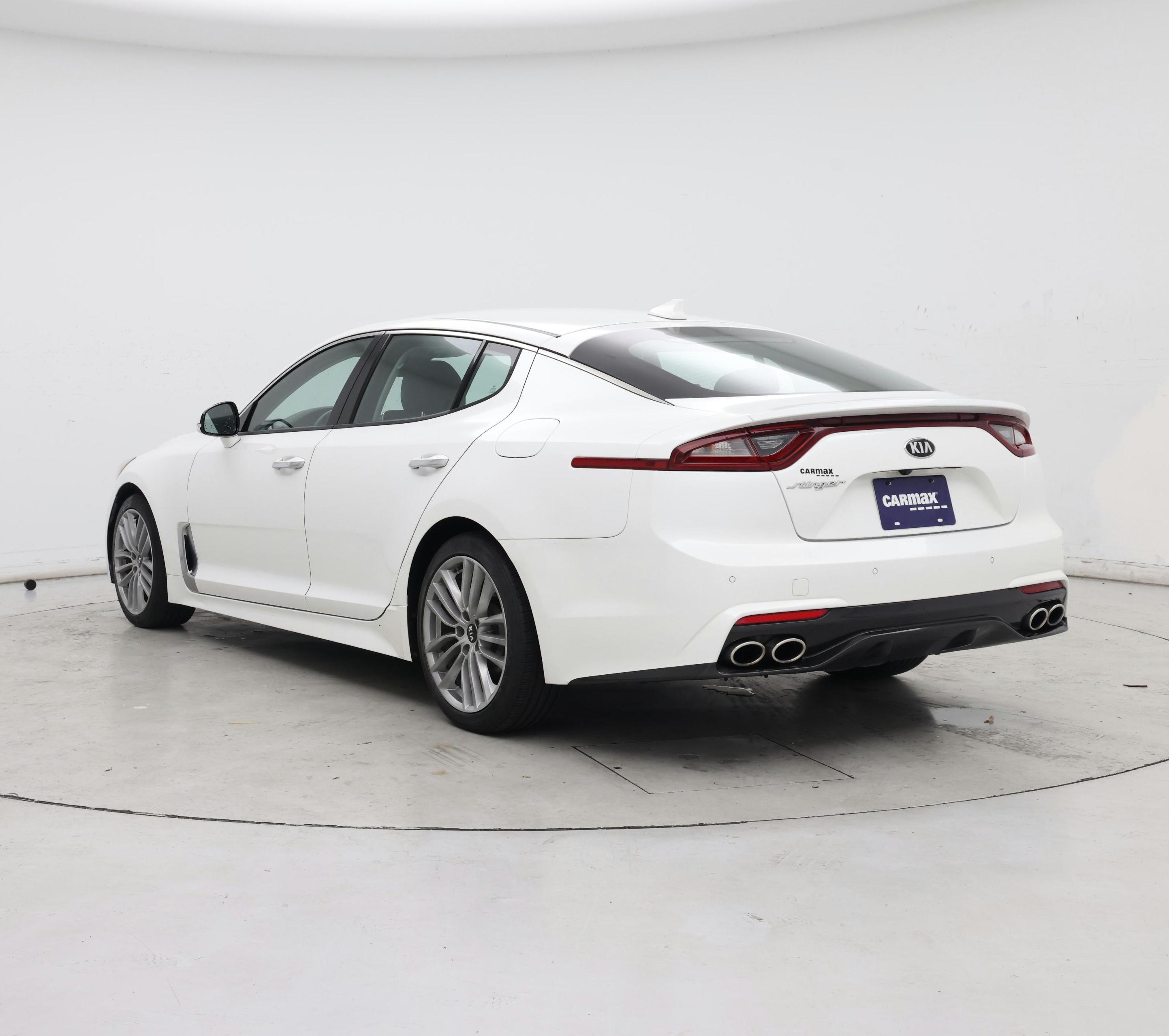 Thumbnail: 2018 Kia Stinger - 2