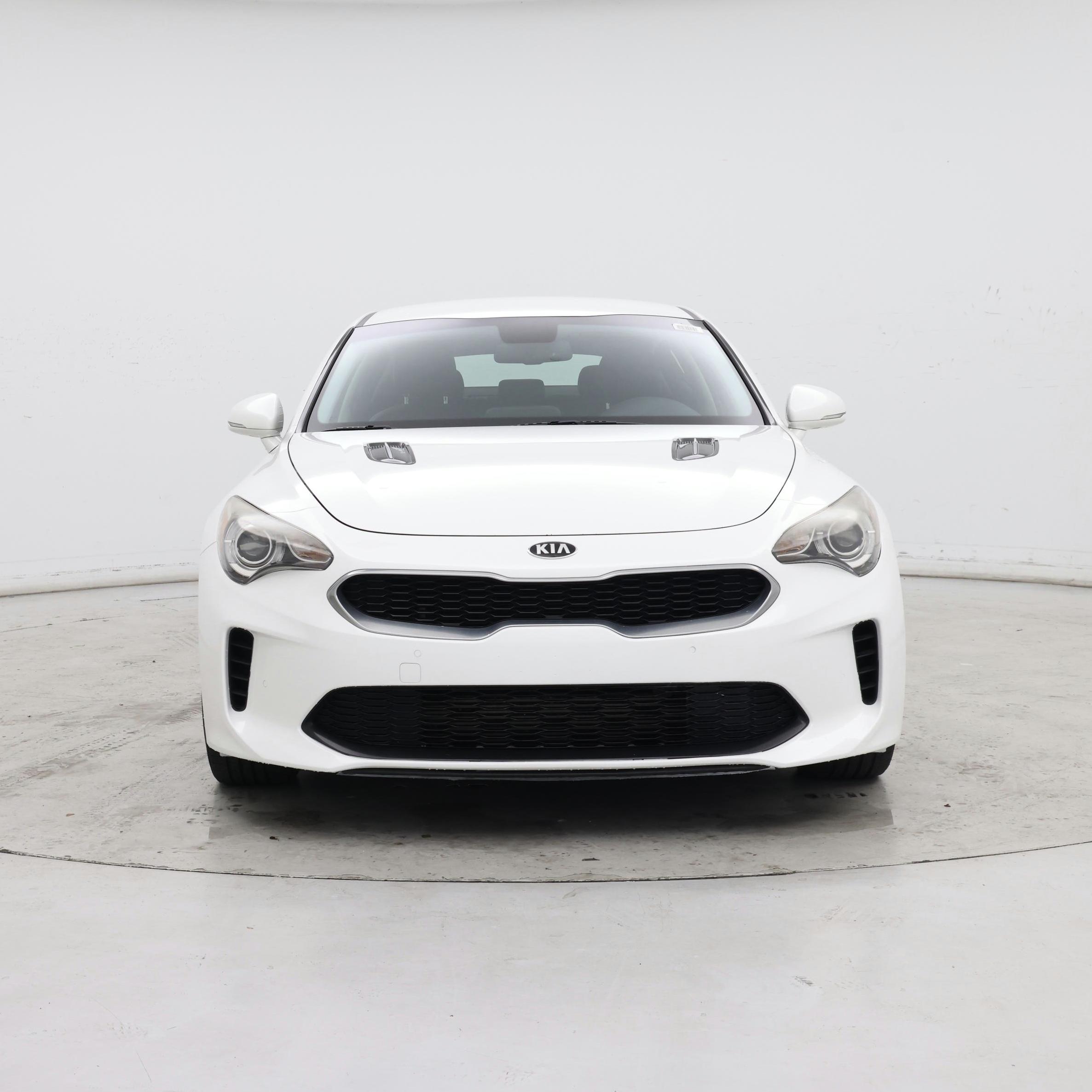 Thumbnail: 2018 Kia Stinger - 5