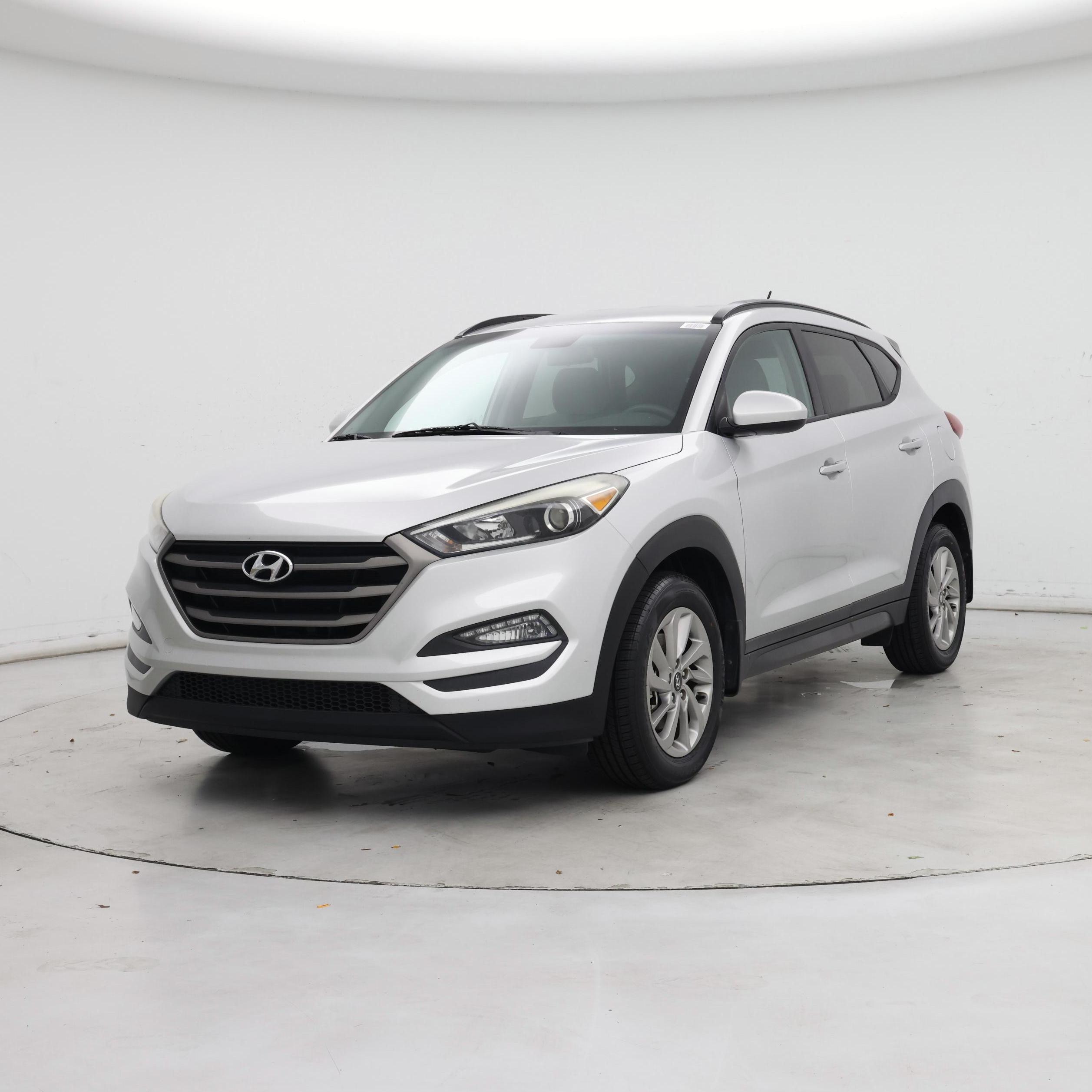 Thumbnail: 2016 Hyundai Tucson - 4