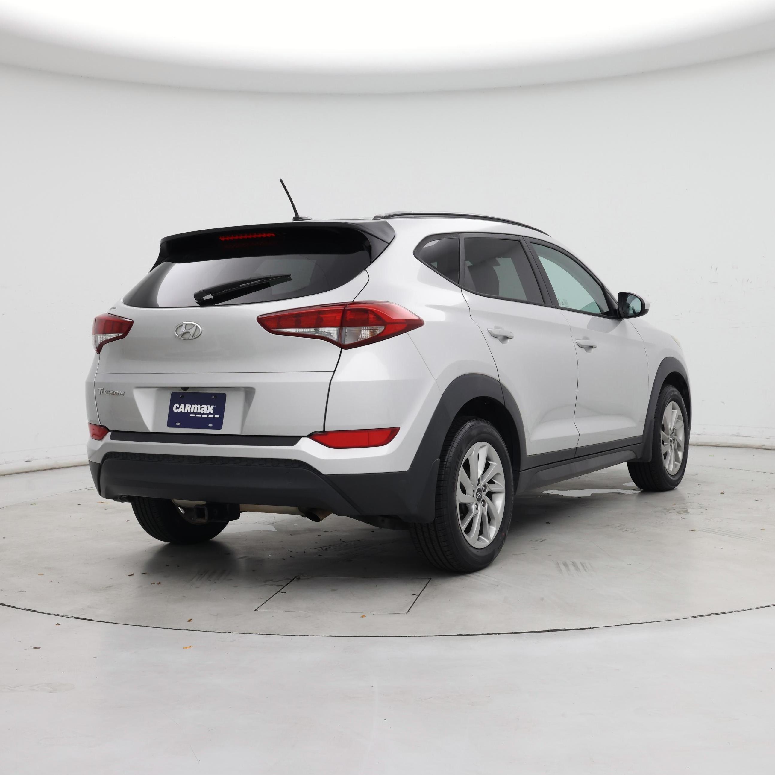 Thumbnail: 2016 Hyundai Tucson - 8