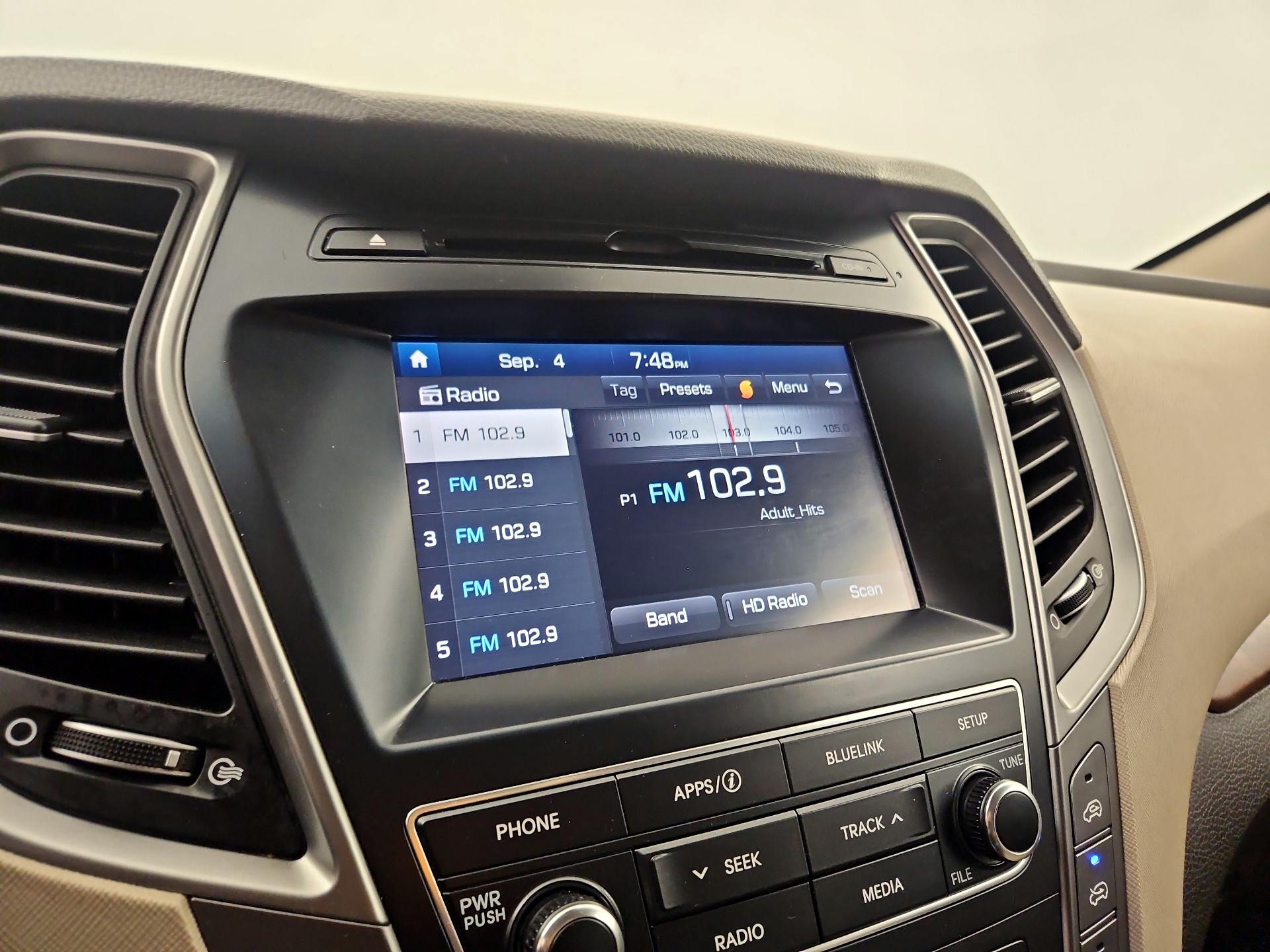 Thumbnail: 2017 Hyundai Santa Fe - 15