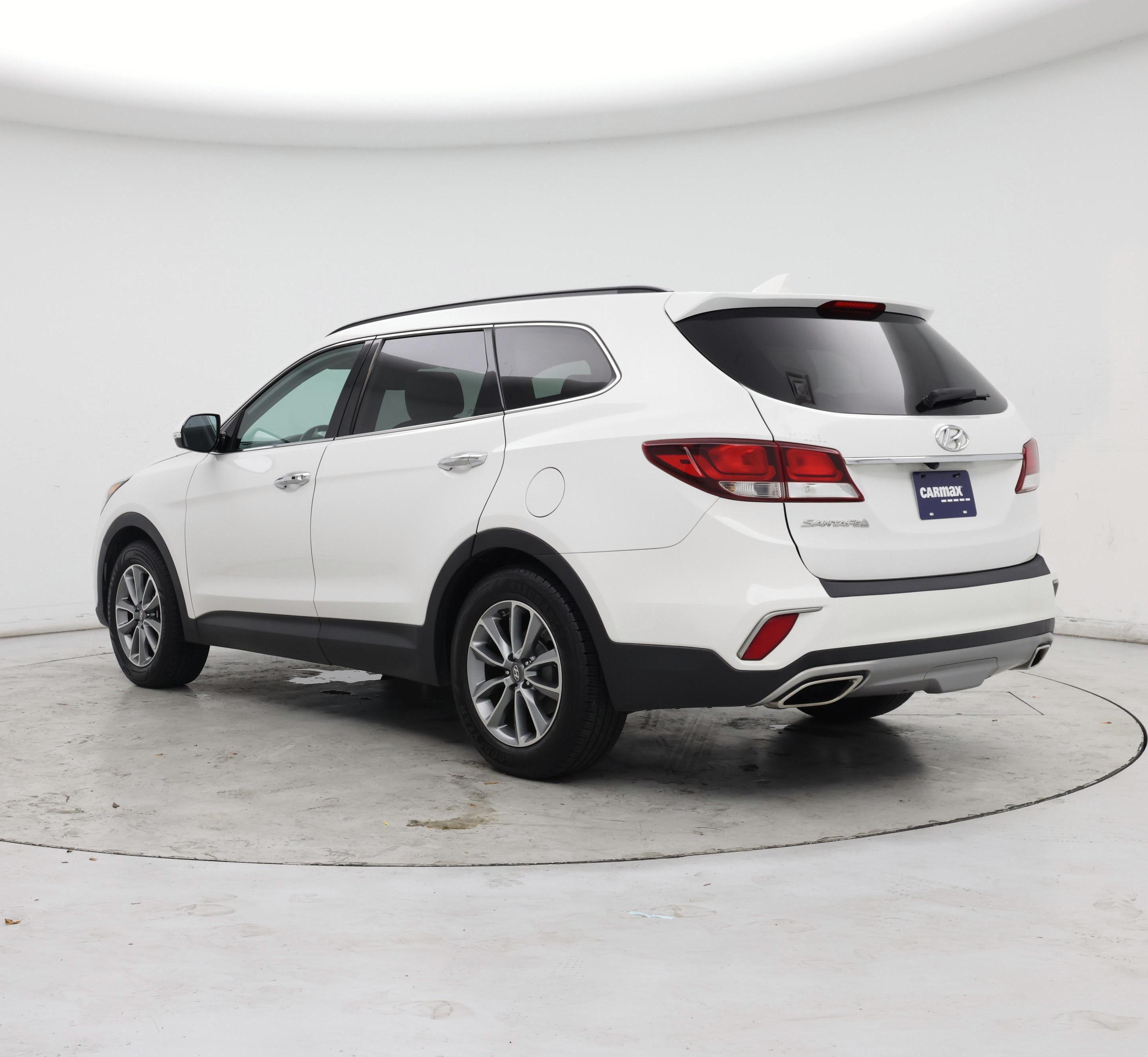 Thumbnail: 2017 Hyundai Santa Fe - 2