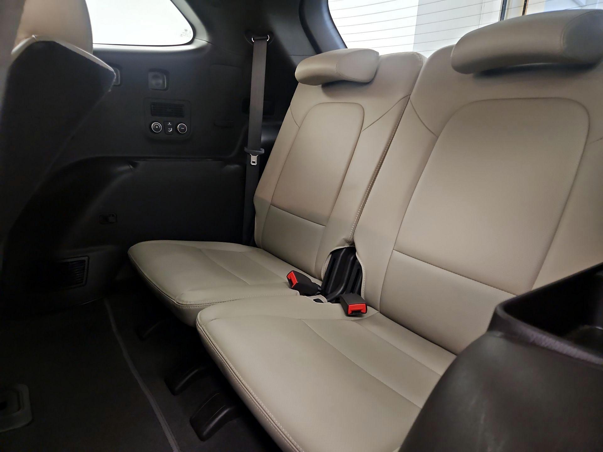 Thumbnail: 2017 Hyundai Santa Fe - 20