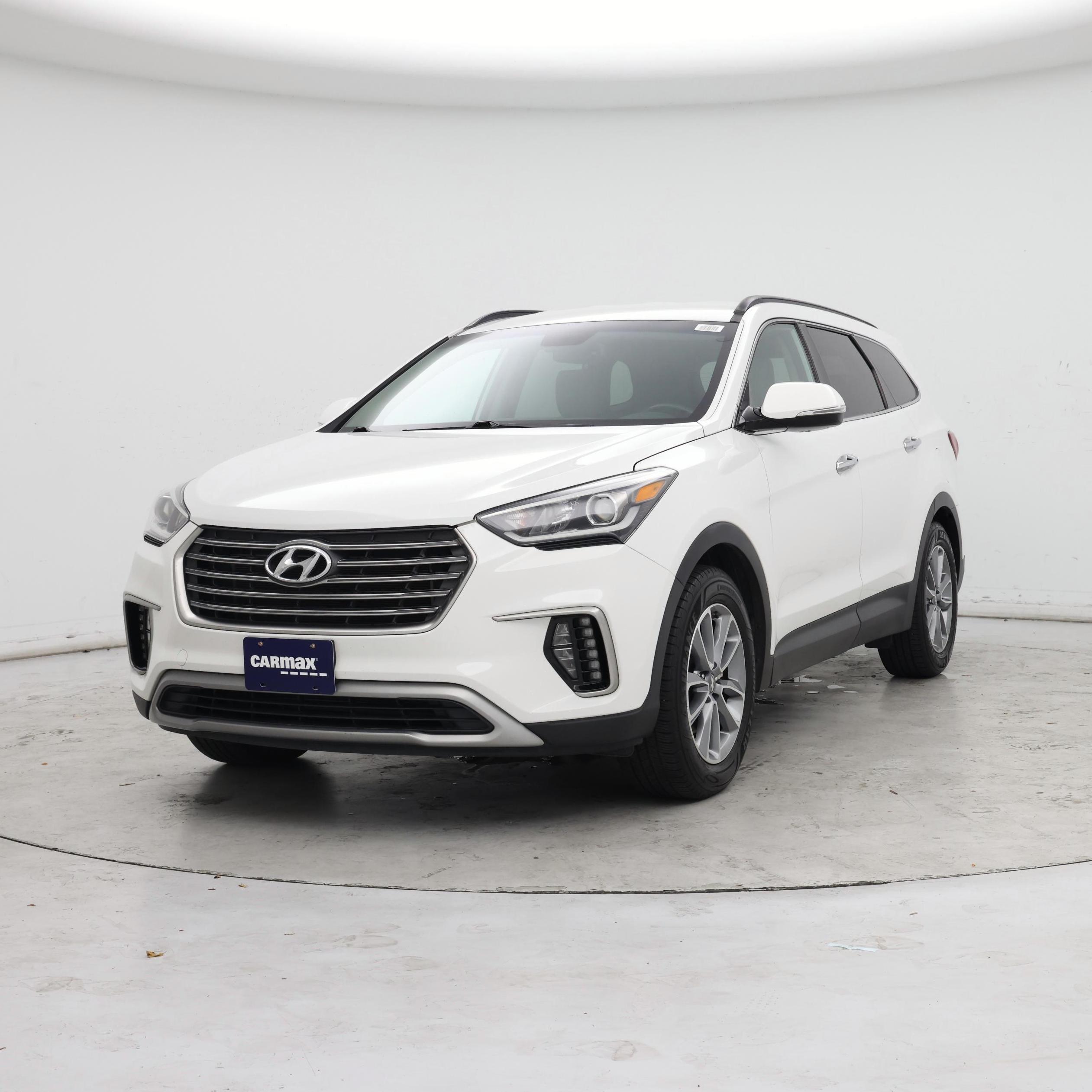 Thumbnail: 2017 Hyundai Santa Fe - 4