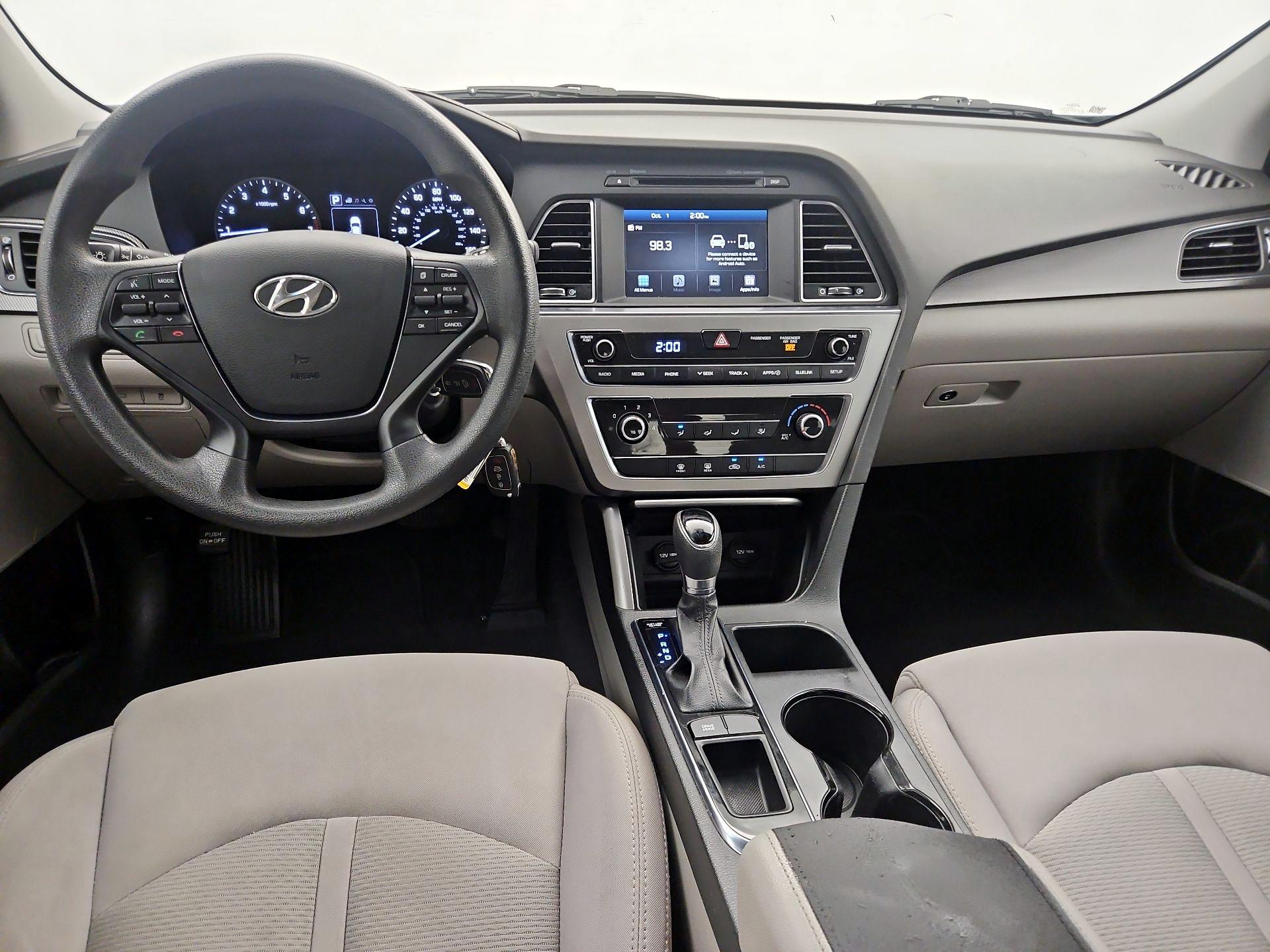 Thumbnail: 2016 Hyundai Sonata - 9