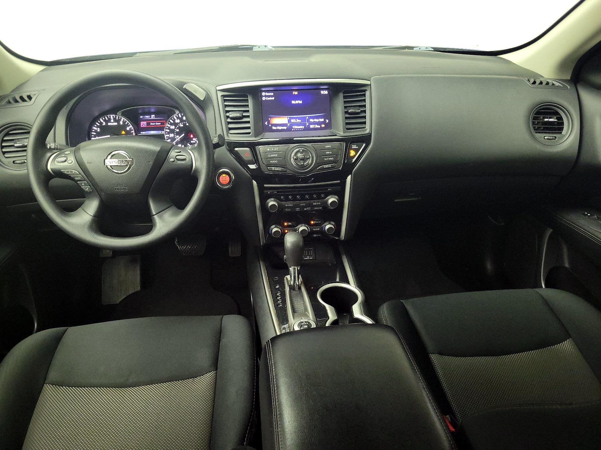 Thumbnail: 2018 Nissan Pathfinder - 9