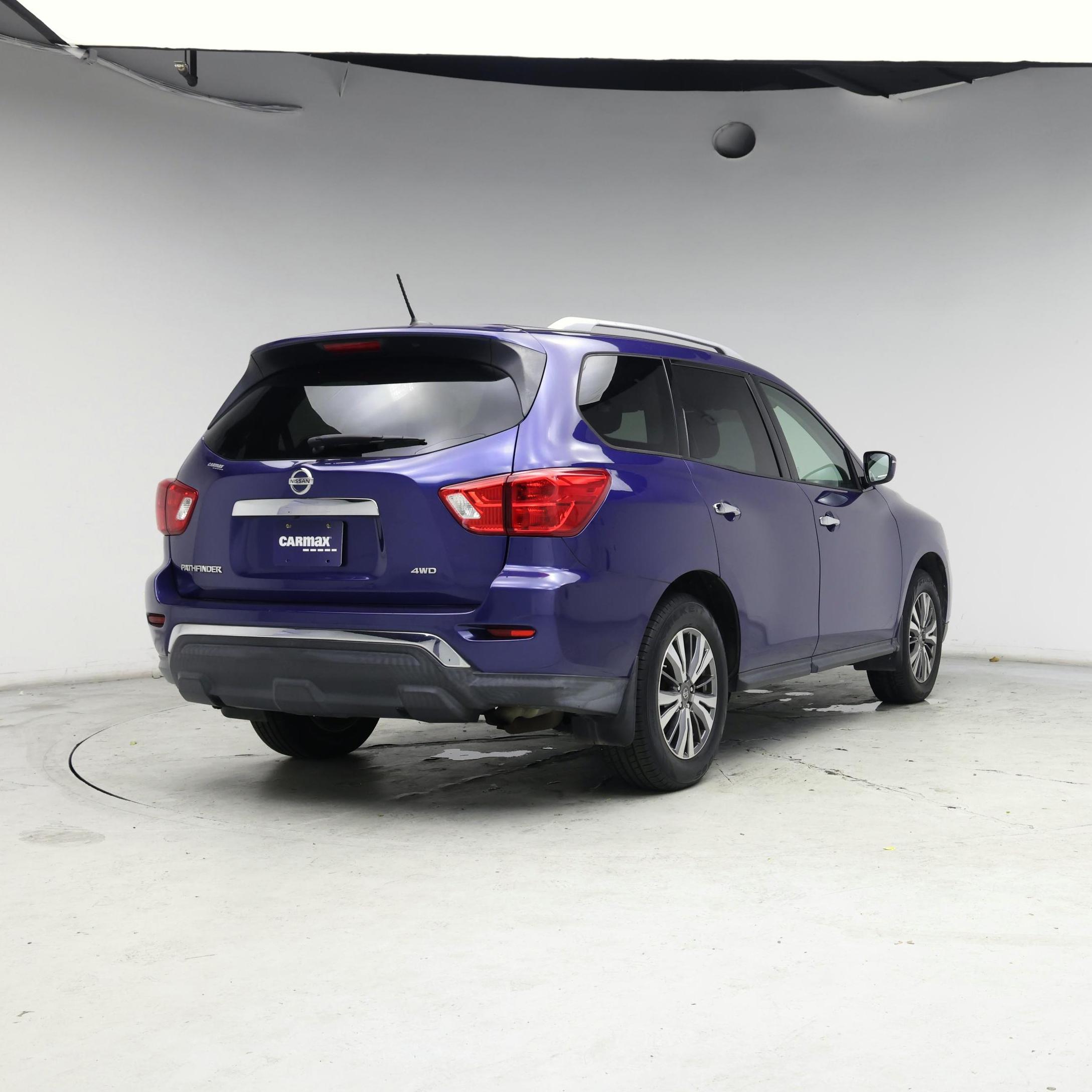 Thumbnail: 2018 Nissan Pathfinder - 8