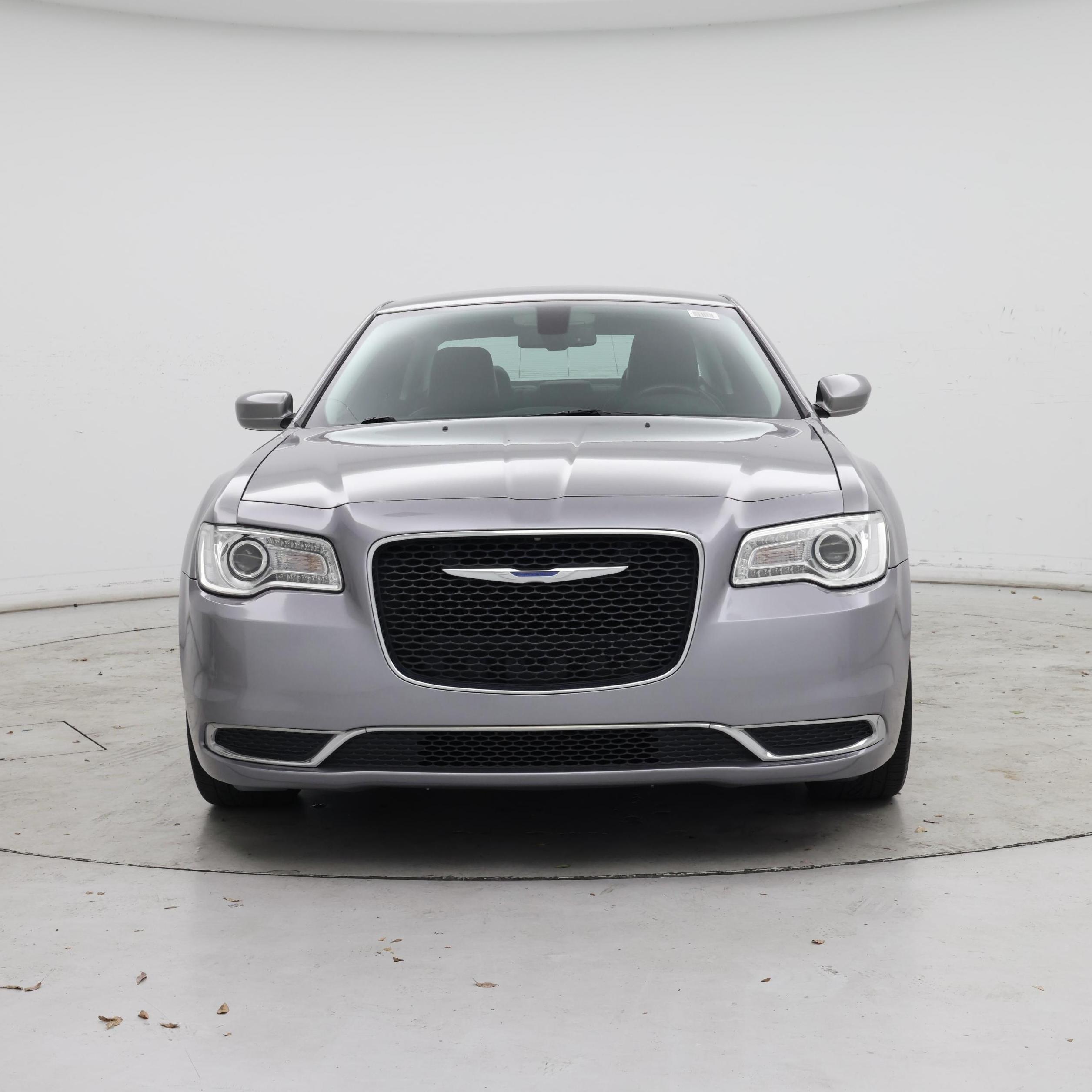 Thumbnail: 2018 Chrysler 300 - 5