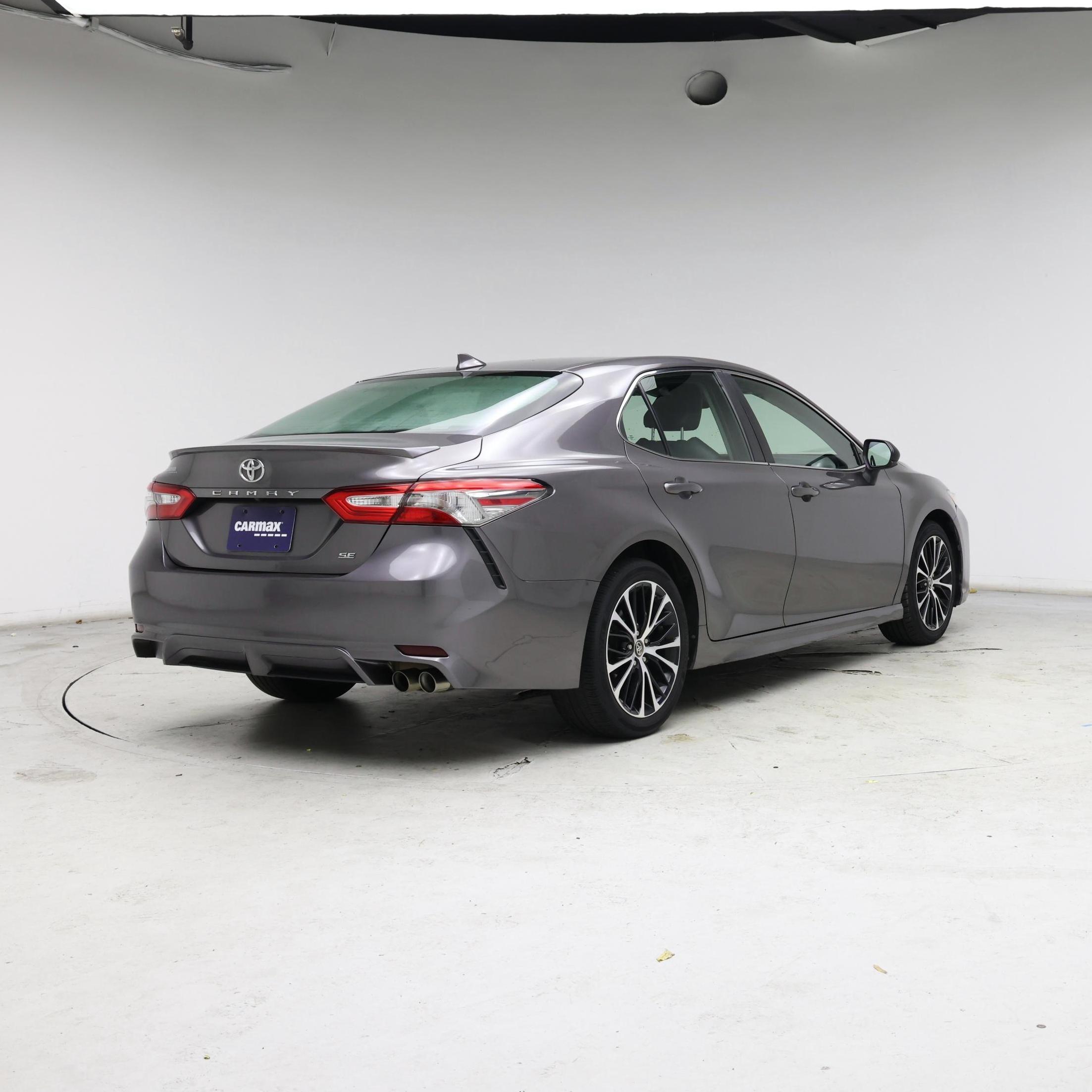 Thumbnail: 2019 Toyota Camry - 8