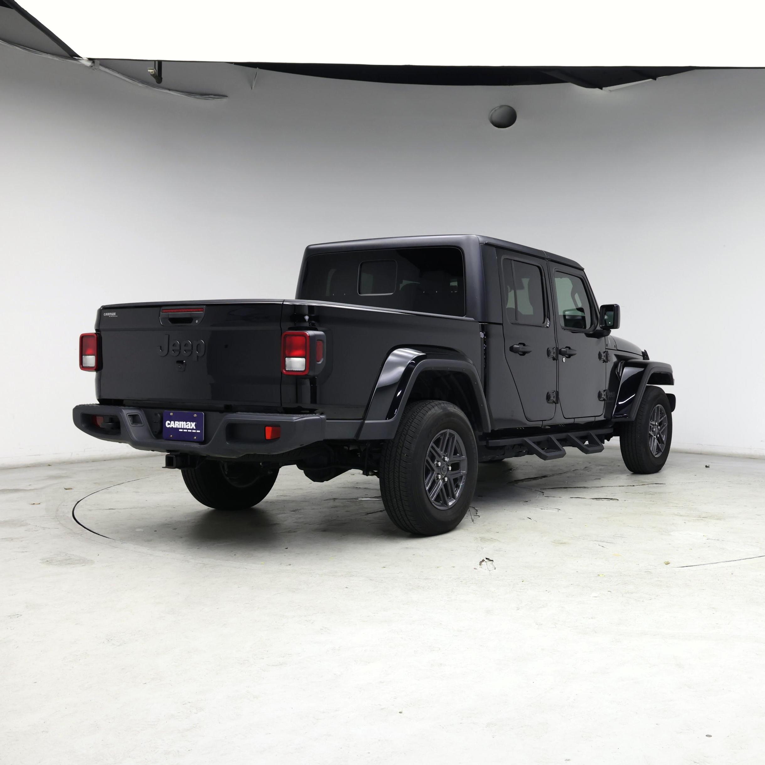 Thumbnail: 2024 Jeep Gladiator - 8