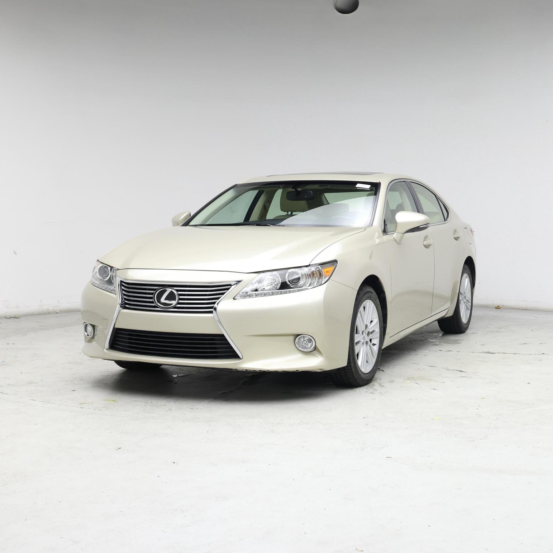 Thumbnail: 2014 Lexus ES - 4