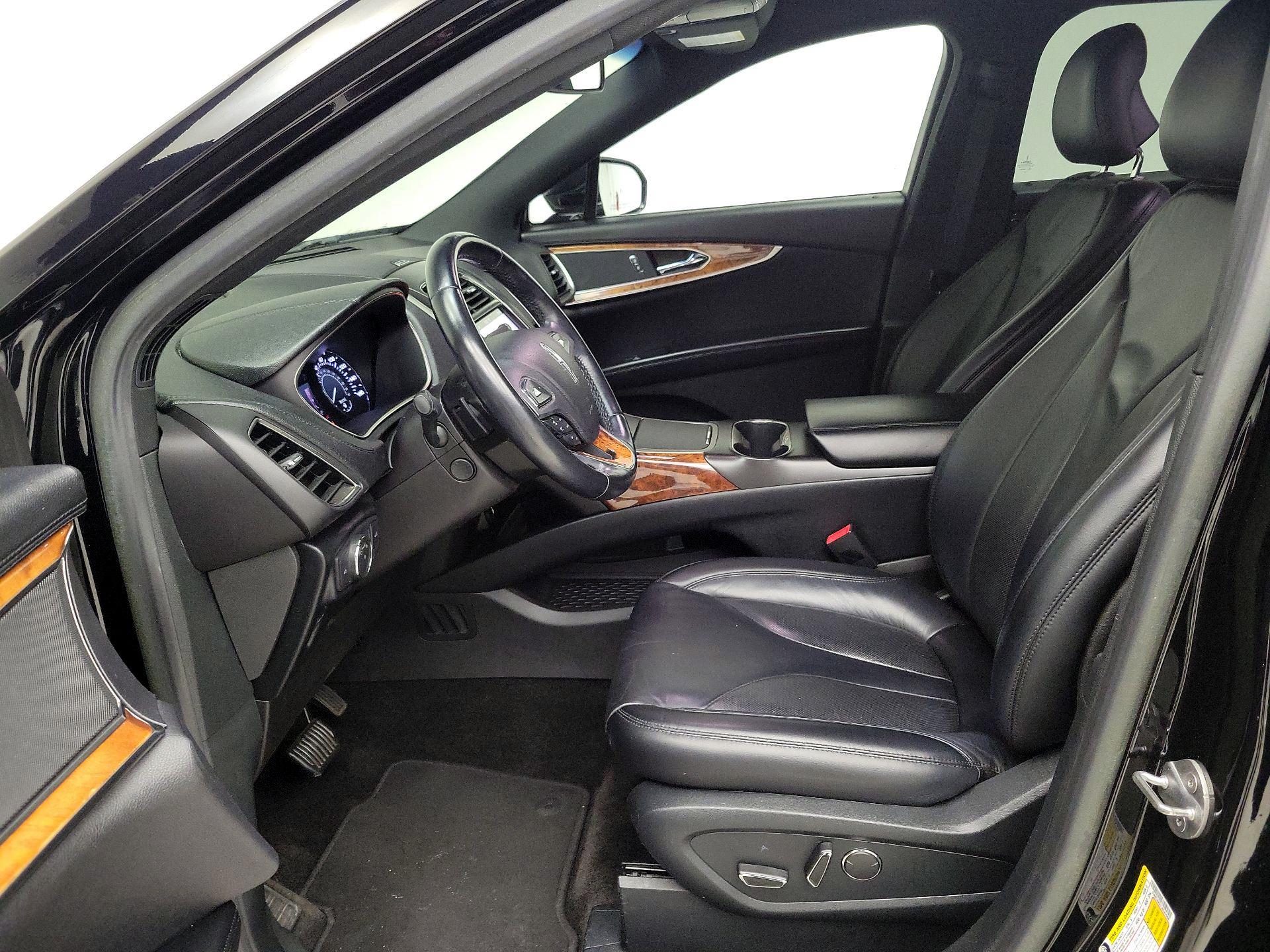 Thumbnail: 2018 Lincoln MKX - 11