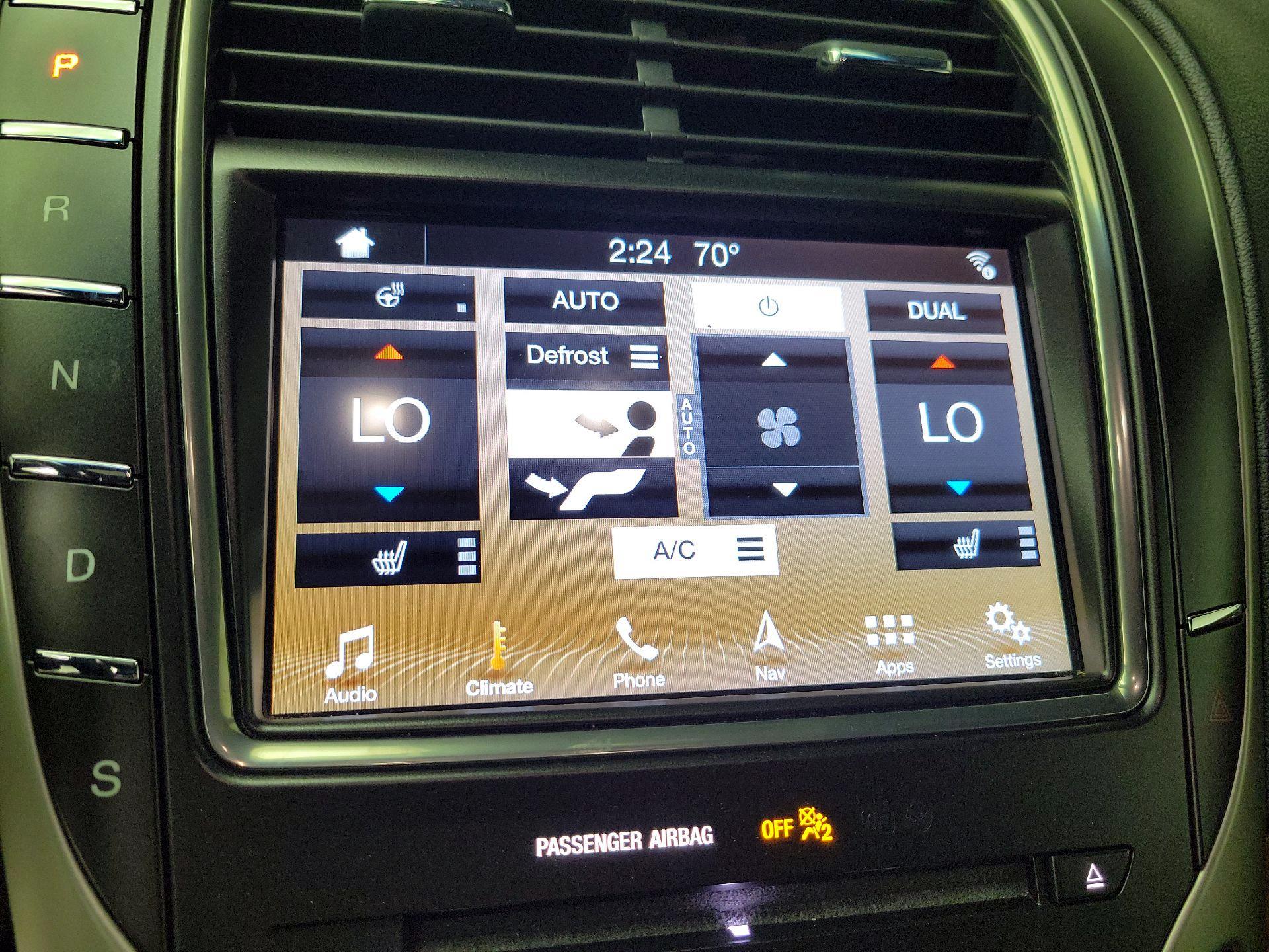 Thumbnail: 2018 Lincoln MKX - 17
